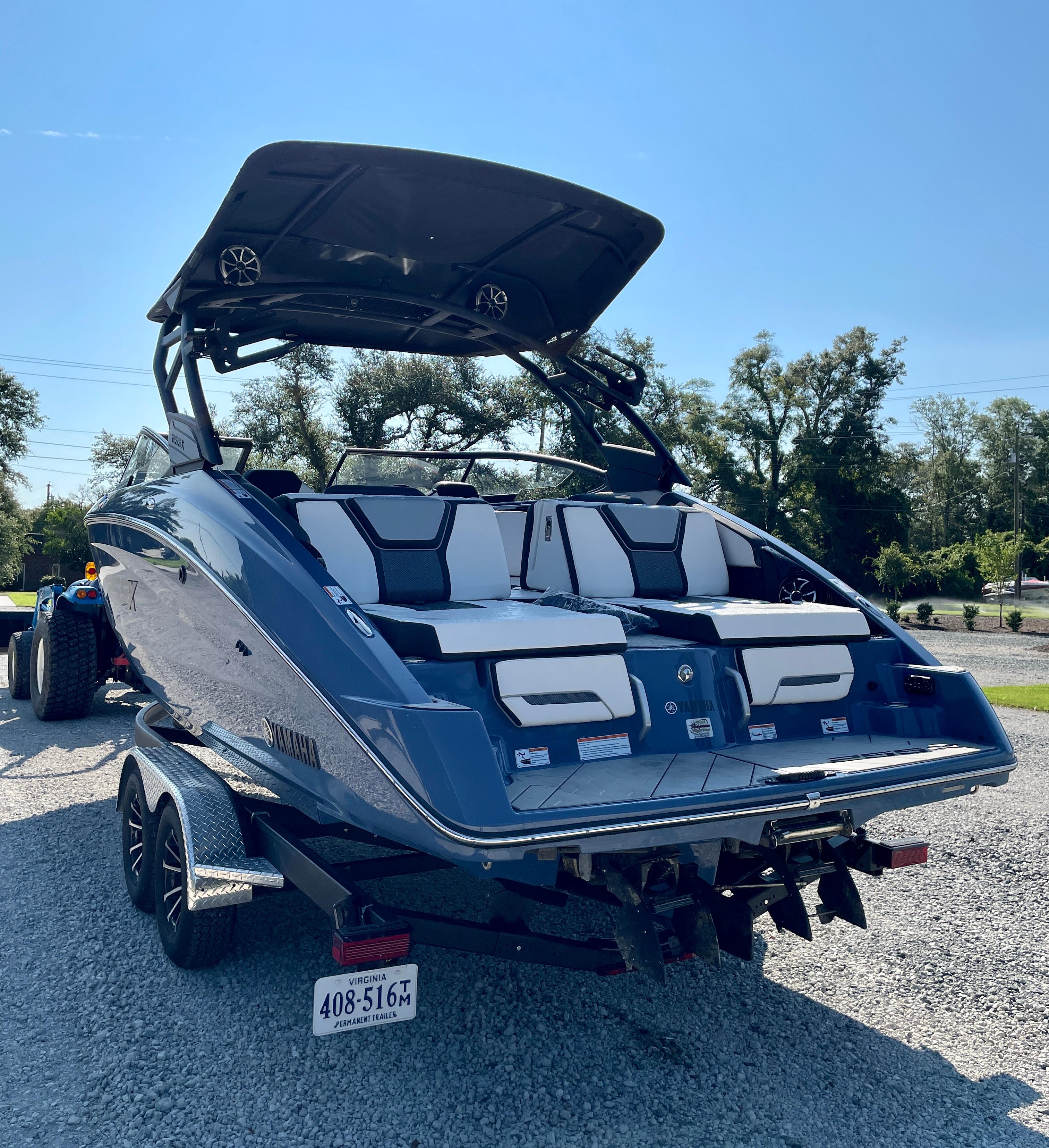 2023 Yamaha Boats 255XD