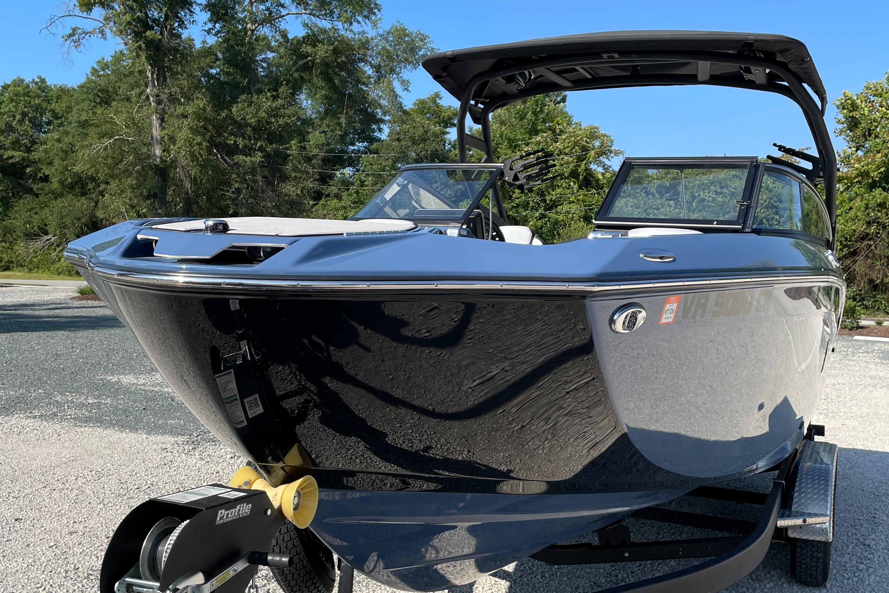 2023 Yamaha Boats 255XD