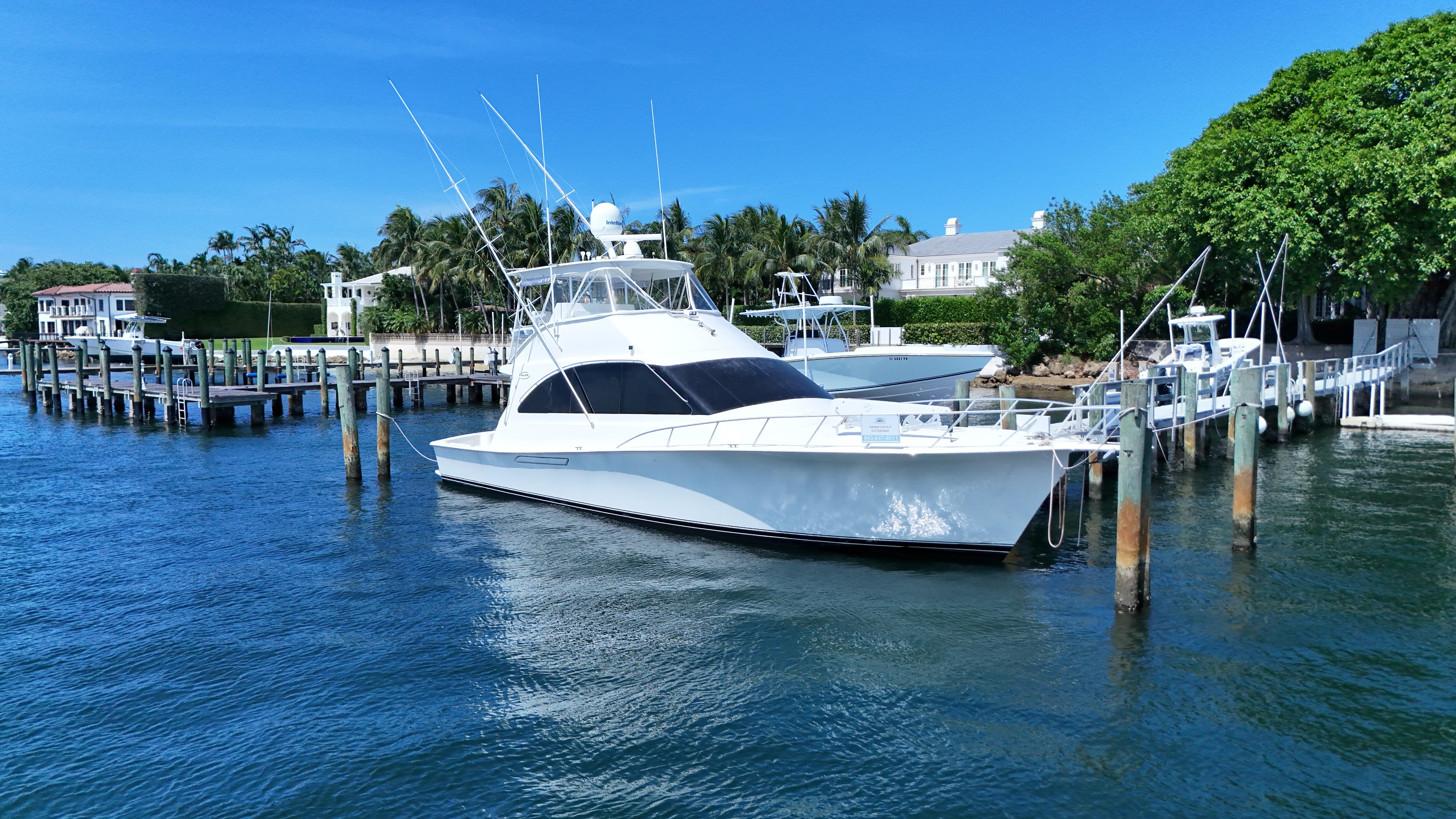 Ocean Yachts-52 SUPER SPORT 2002-No Name SC-US-2002 Ocean Yachts 52 SUPER SPORT docked in a scenic marina setting.-9557435