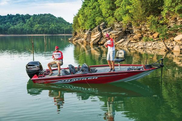 2019 Tracker Boats boat for sale, model of the boat is Pro Team 195 TXW Tournament Edition & Image # 3 of 22