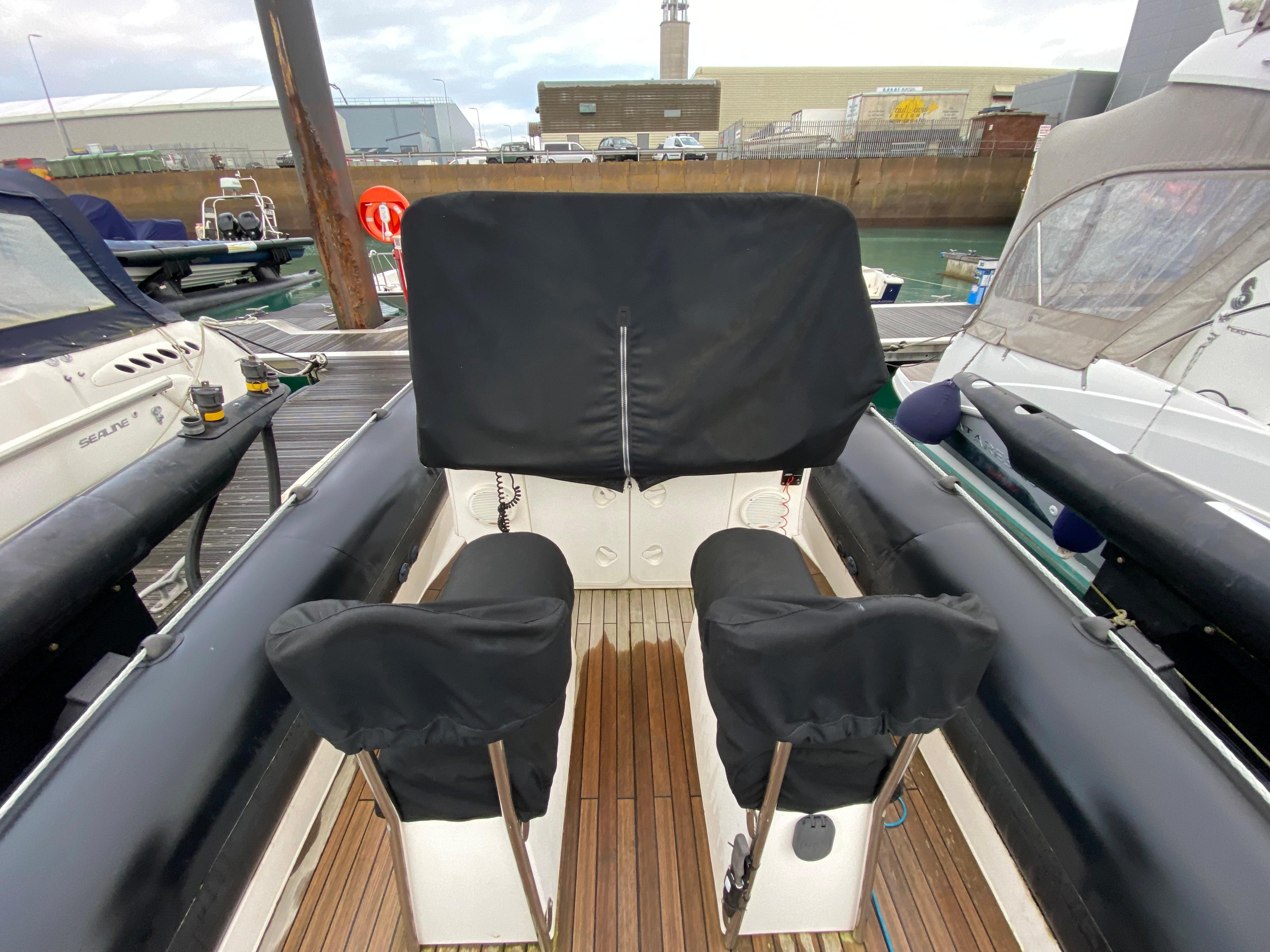 Cobra Ribs Nautique 8.5