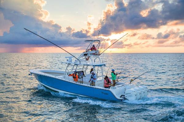 2019 Mako boat for sale, model of the boat is 414 CC Sportfish Edition & Image # 3 of 60