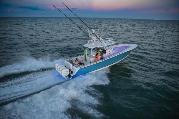 2019 Mako boat for sale, model of the boat is 414 CC Sportfish Edition & Image # 7 of 60