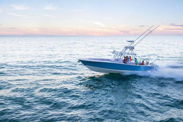 2019 Mako boat for sale, model of the boat is 414 CC Sportfish Edition & Image # 13 of 60