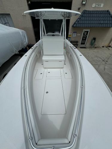 30' Contender, Listing Number 100896565, - Photo No. 8