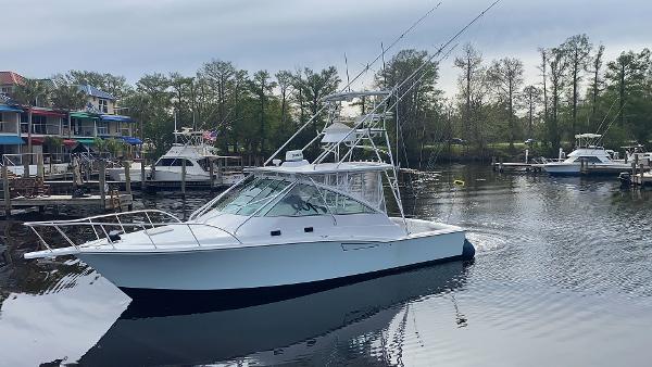 Photo of 1995 Cabo 35'
