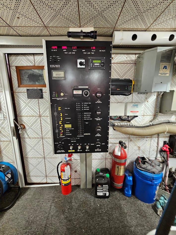 DeFever-53 POC 1987 -WA-US-Electrical control panel in a 1987 DeFever 53 POC yacht engine room.-9787461 | Thumbnail