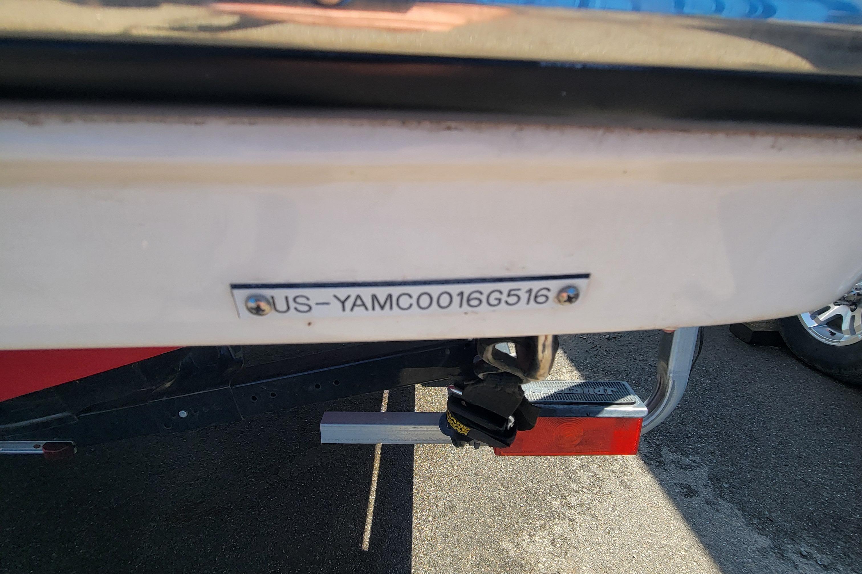 2016 Yamaha Boats SX192 Gallery