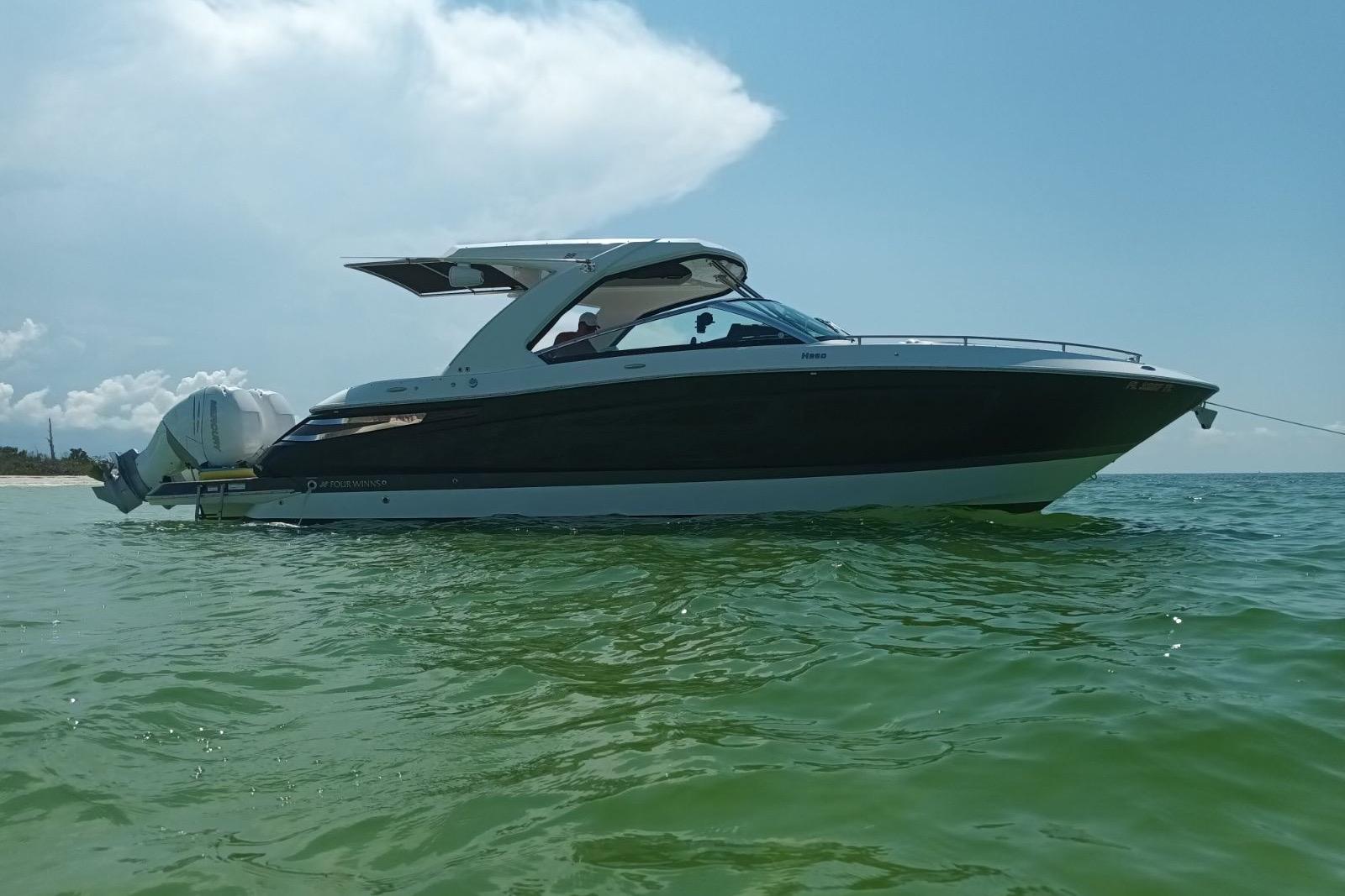 2023 Four Winns H350 OB