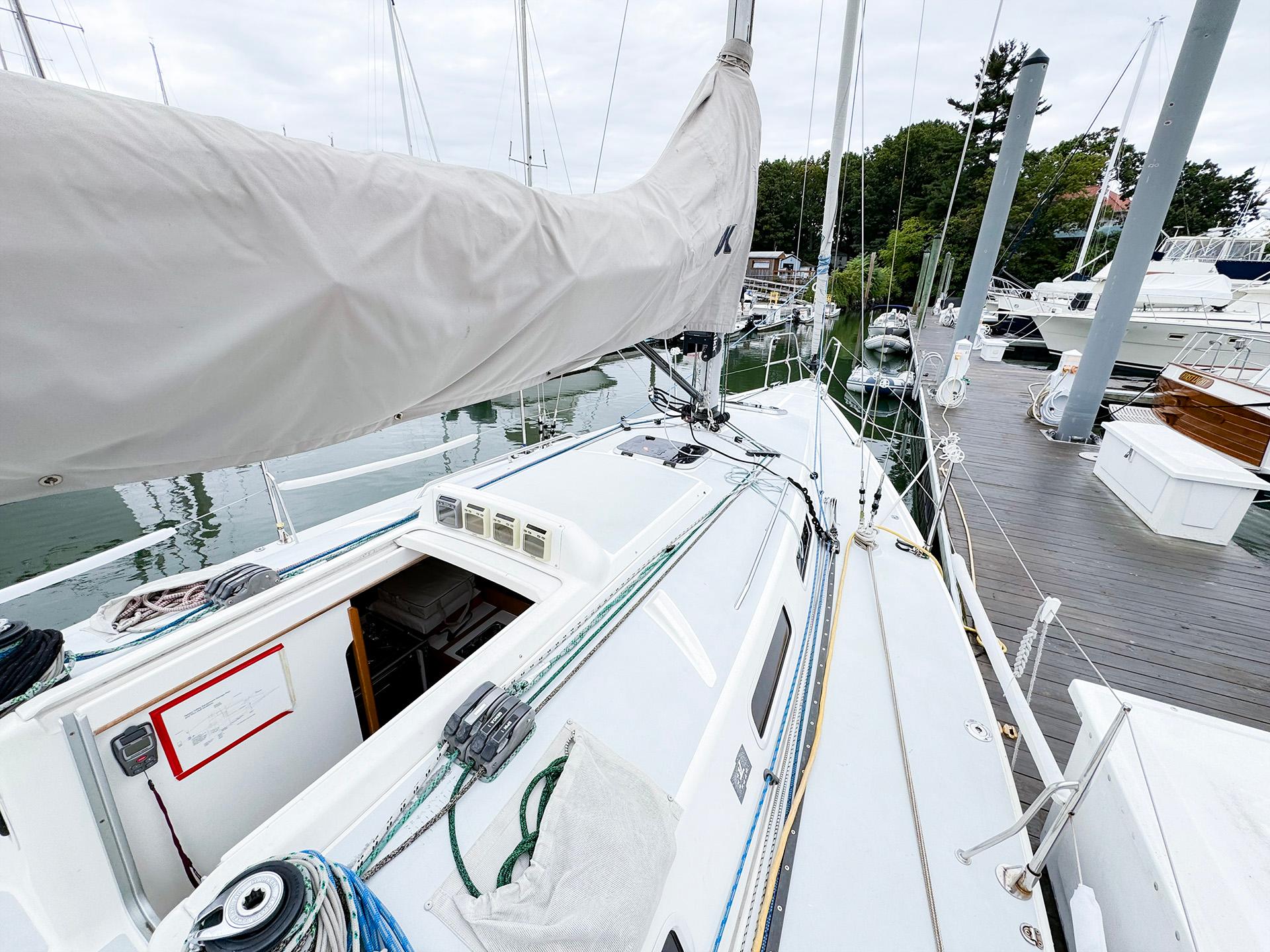 Newport RI Yacht Brokerage