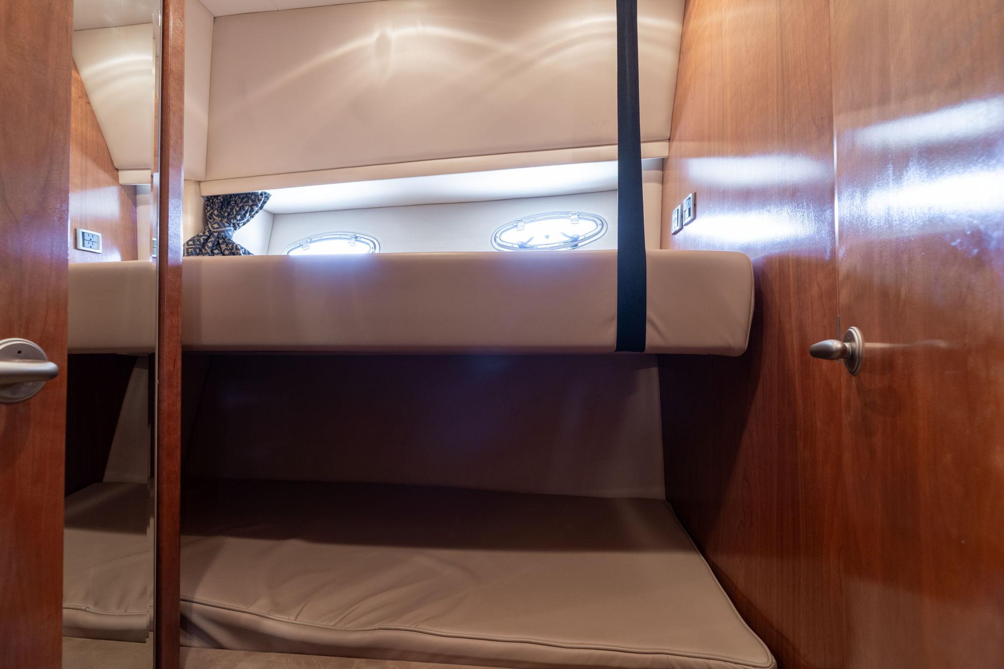 Meridian-490 Pilothouse 2003-Candykiss OR-US-9747473 | Thumbnail