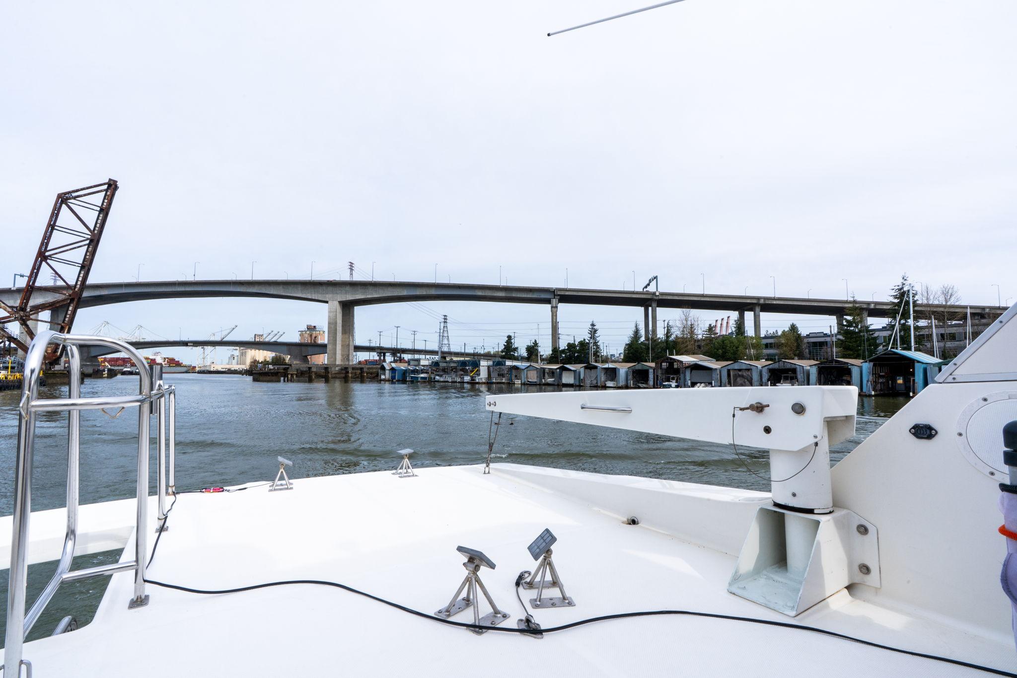 Meridian-490 Pilothouse 2003-Candykiss OR-US-9747473 | Thumbnail