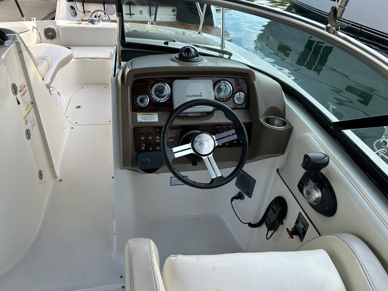 2012 Sea Ray 300 Sundeck @ Puerto Vallarta ROJA