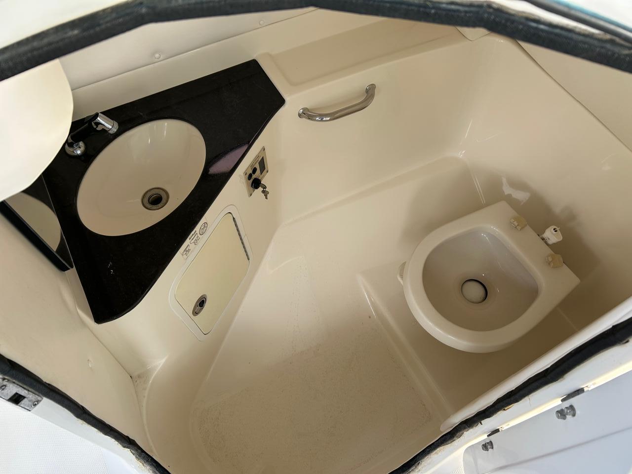 2012 Sea Ray 300 Sundeck @ Puerto Vallarta ROJA