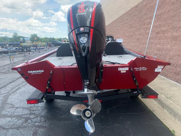 2021 Tracker Boats boat for sale, model of the boat is Pro Team 195 TXW & Image # 4 of 29