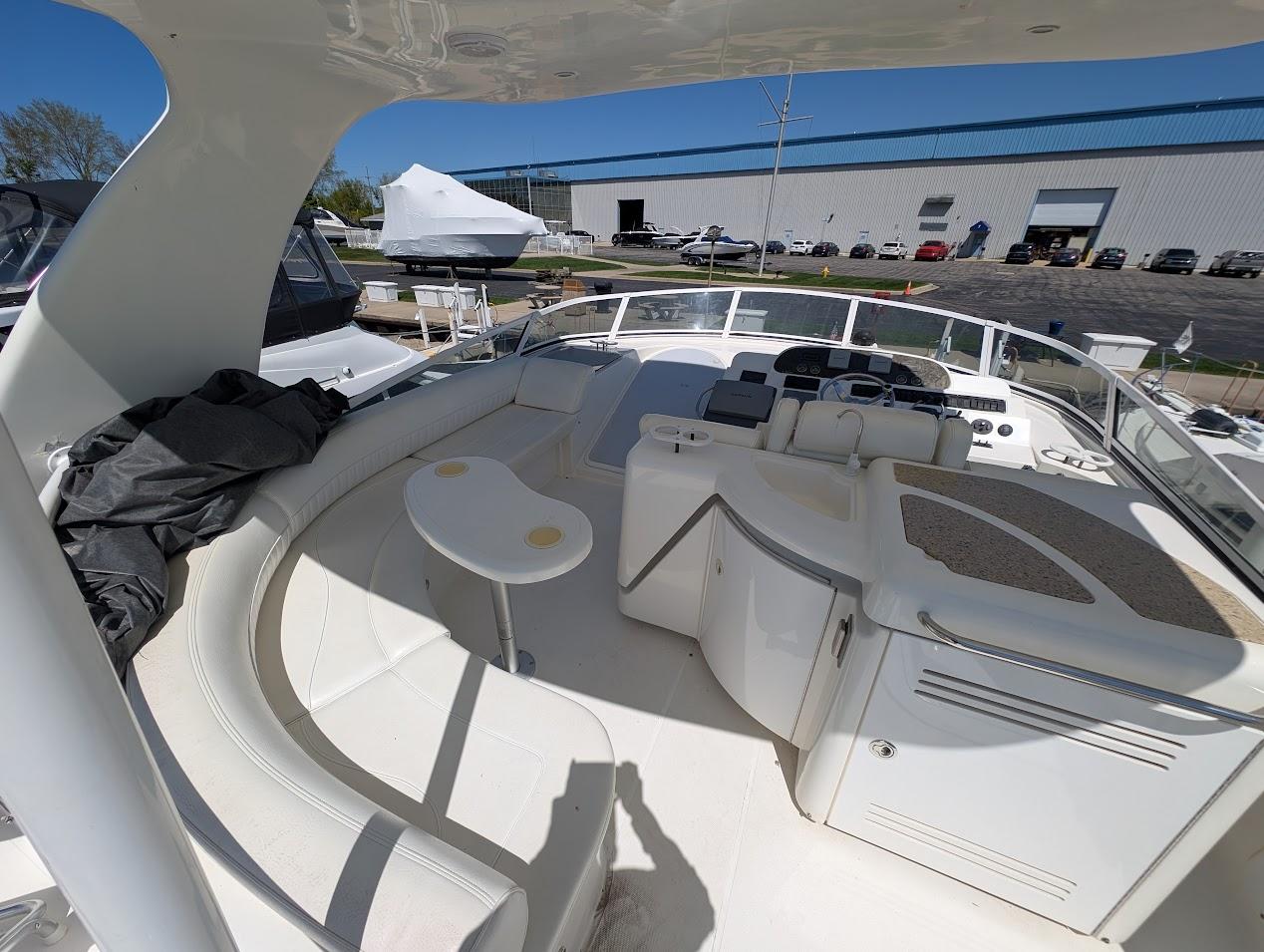 2003-cruisers-yachts-5000-sport-sedan-power-9787490-20250508135546382-1_XLARGE