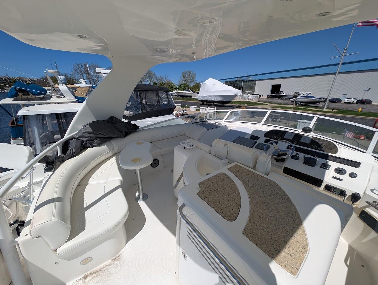 2003-cruisers-yachts-5000-sport-sedan-power-9787490-20250508135547392-1_XLARGE