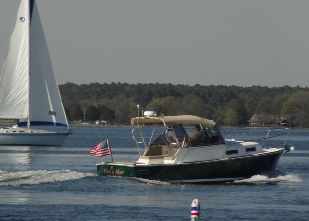 Aft Stb quarter in river