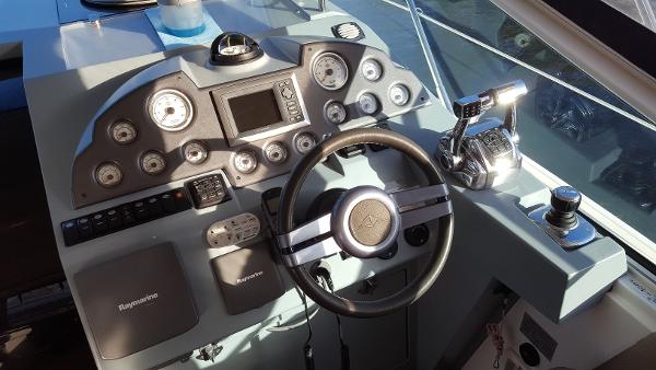 2008 Sealine SC29
