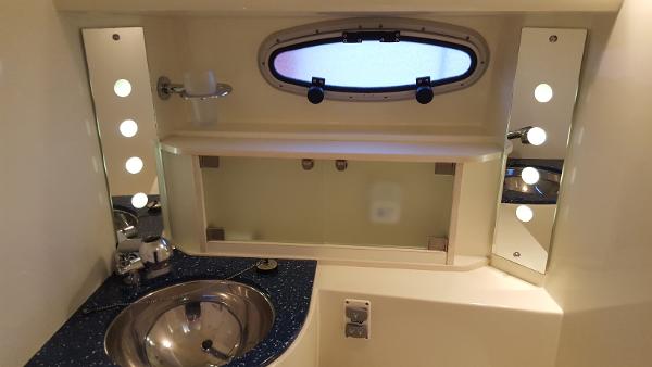 2008 Sealine SC29