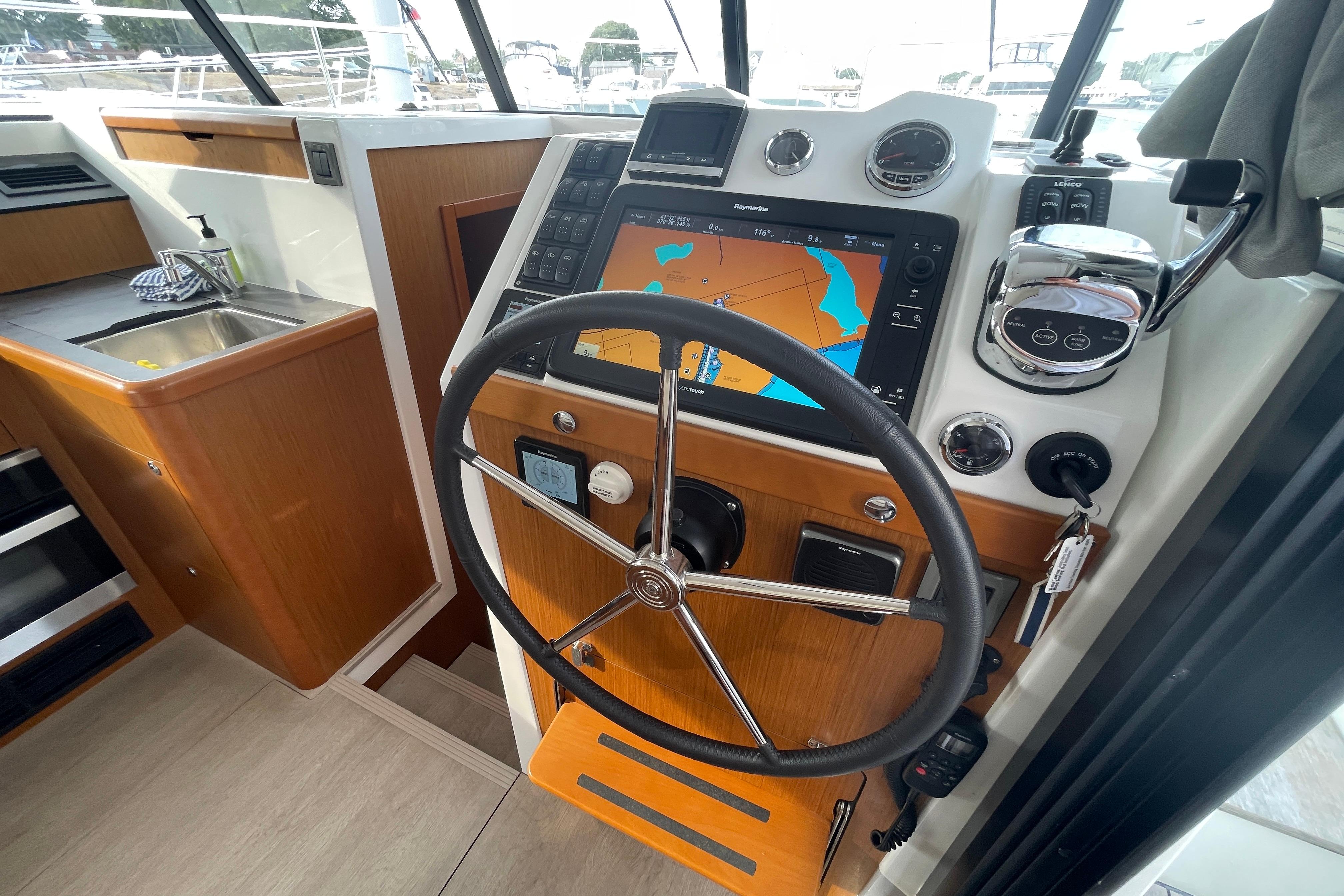 Yacht Photos Pics