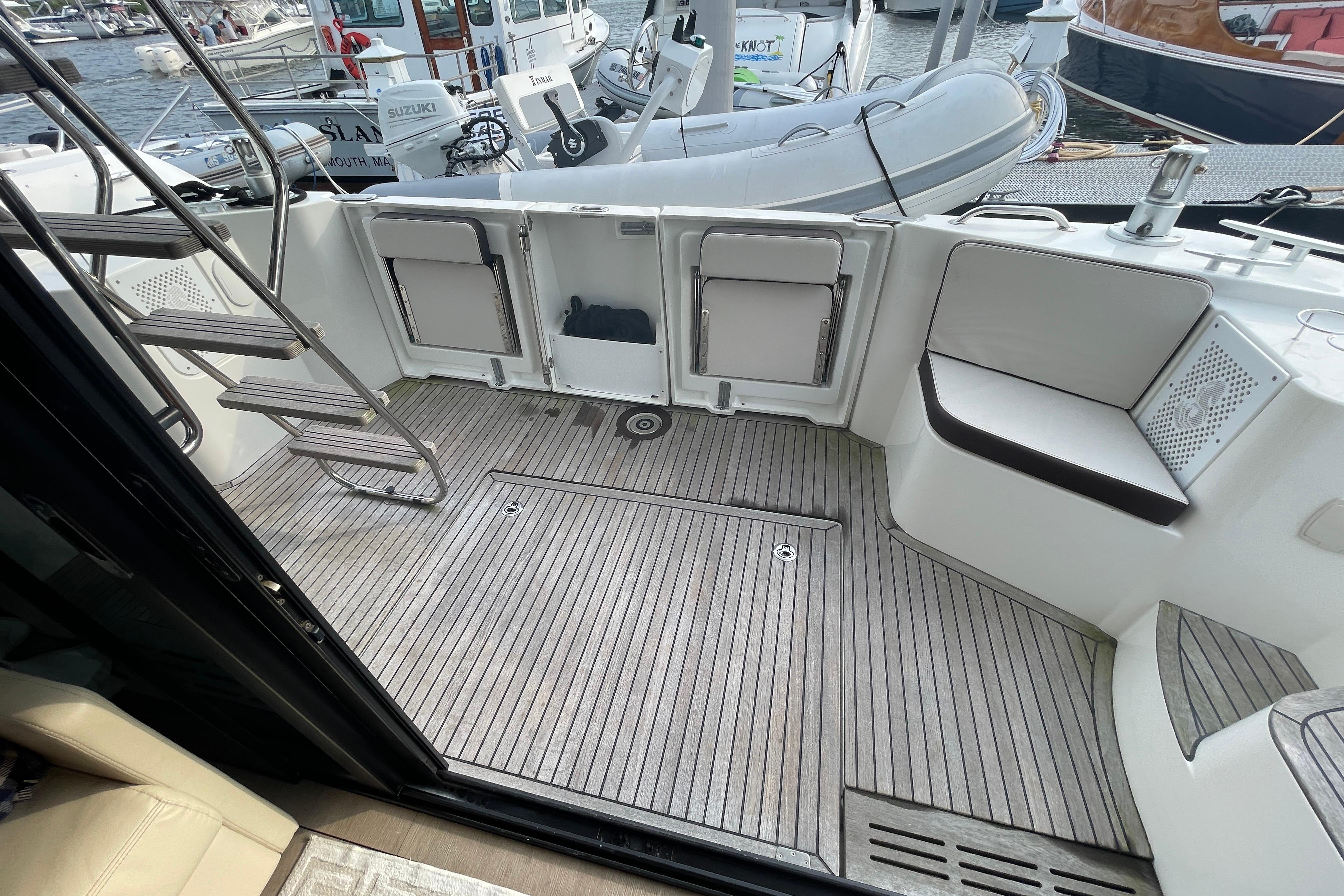 Yacht Photos Pics