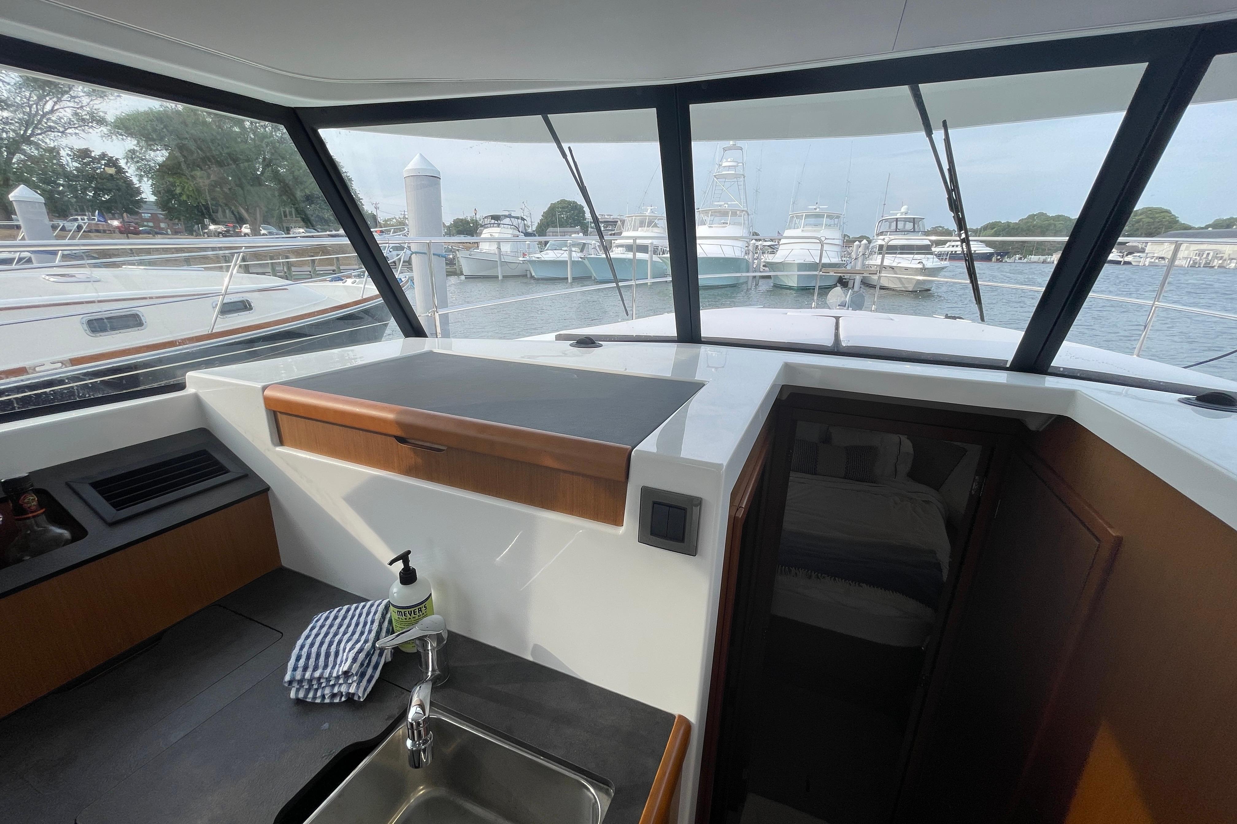Yacht Photos Pics