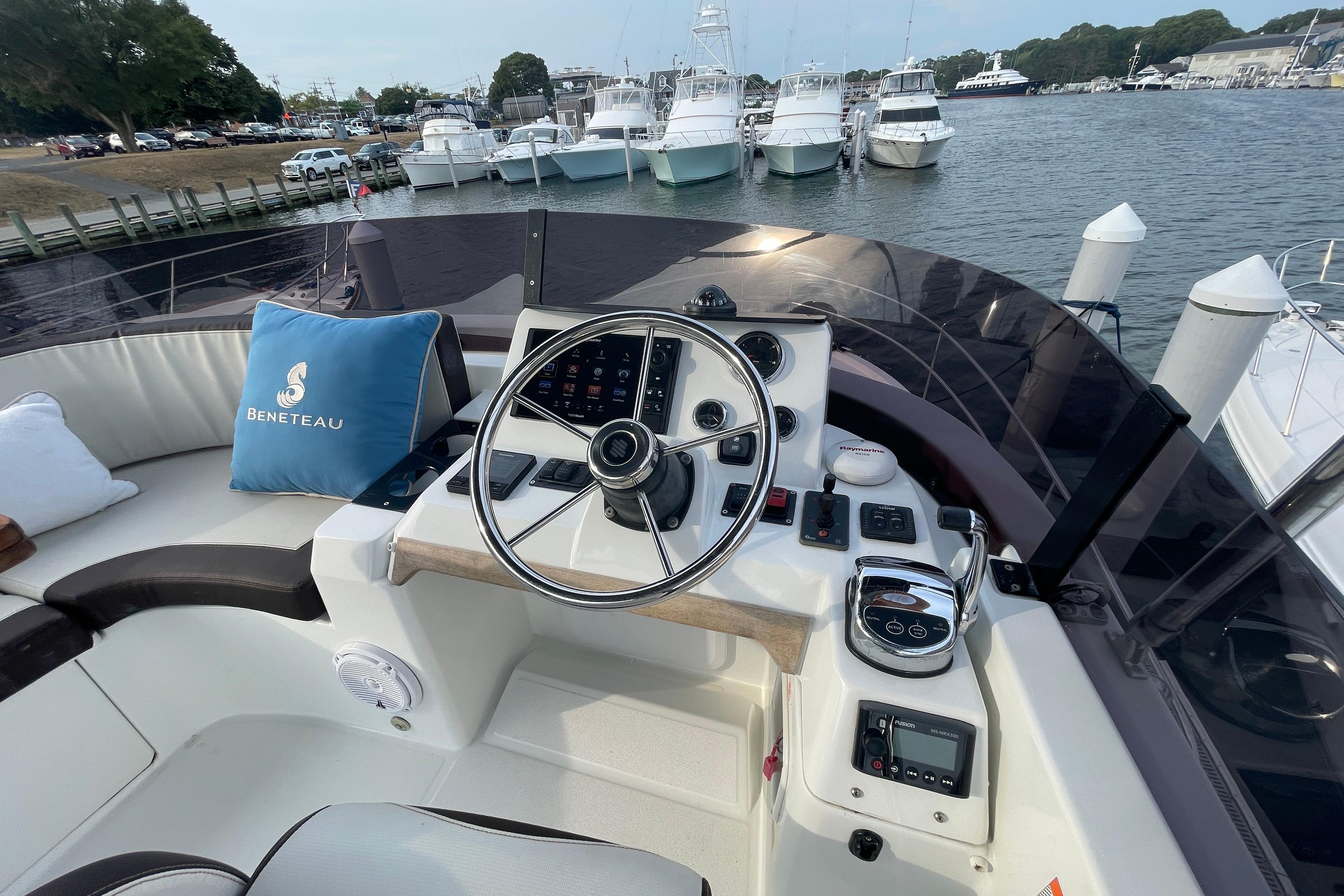 Yacht Photos Pics