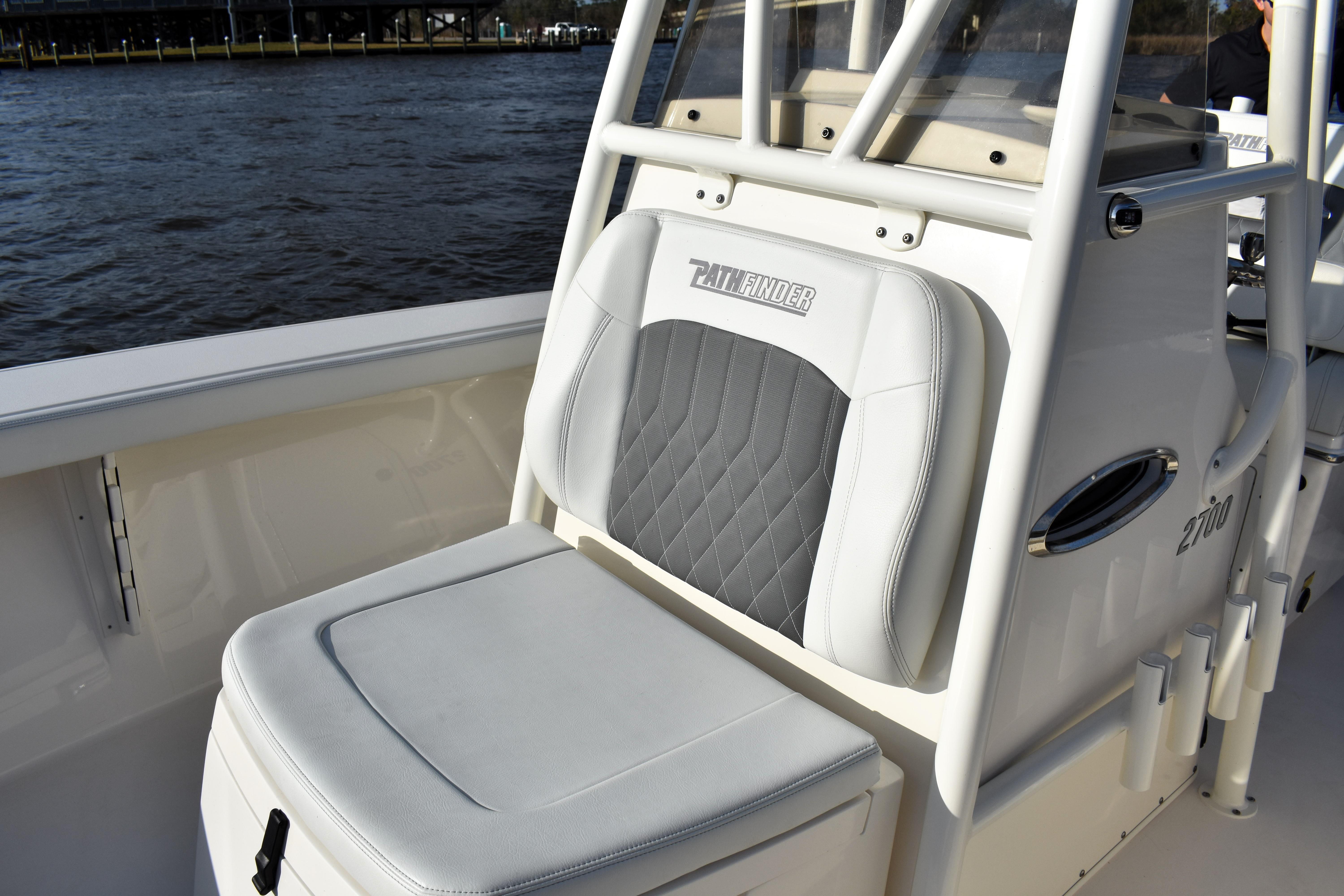 2024 Pathfinder 2700 Open - Image 14