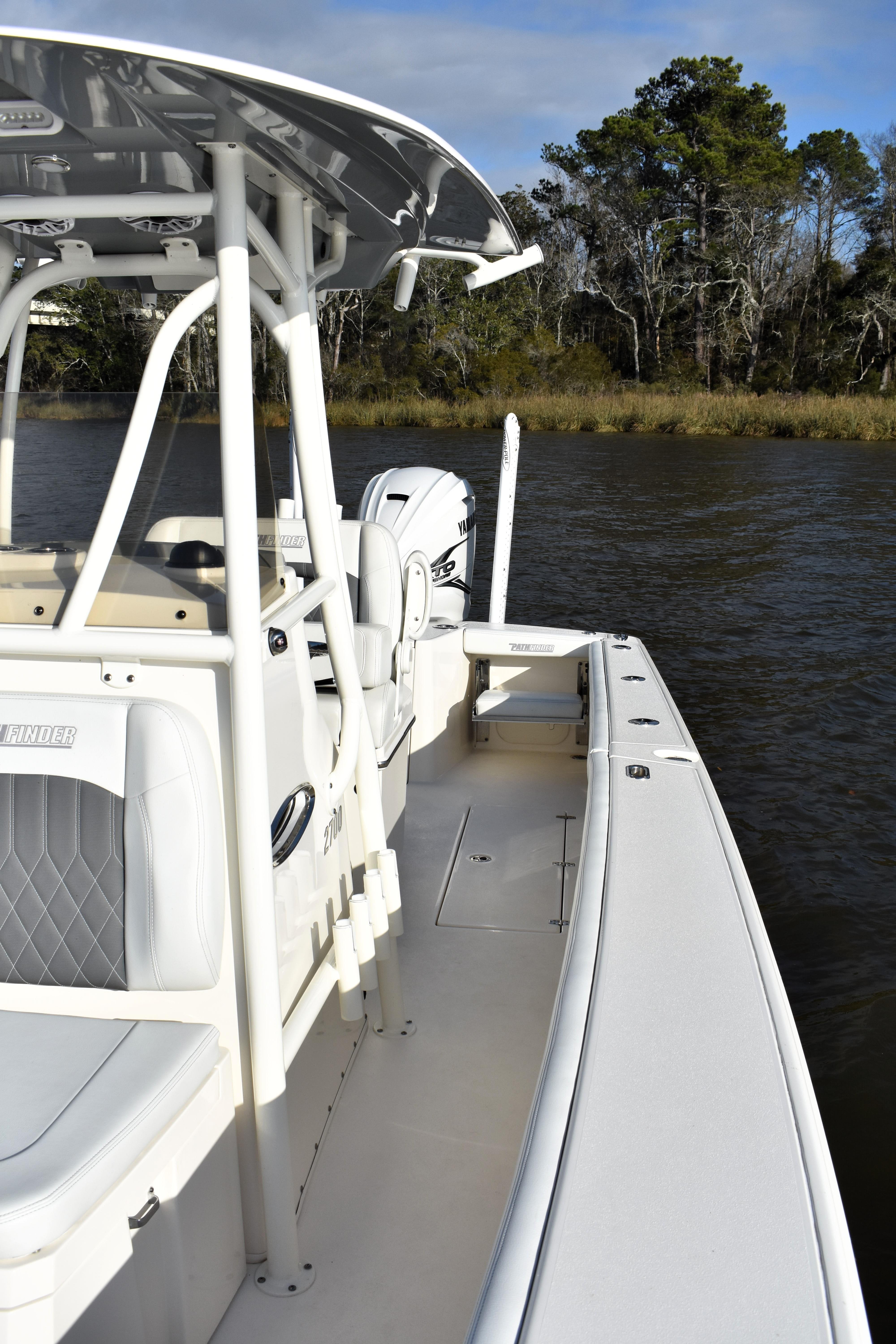 2024 Pathfinder 2700 Open - Image 16