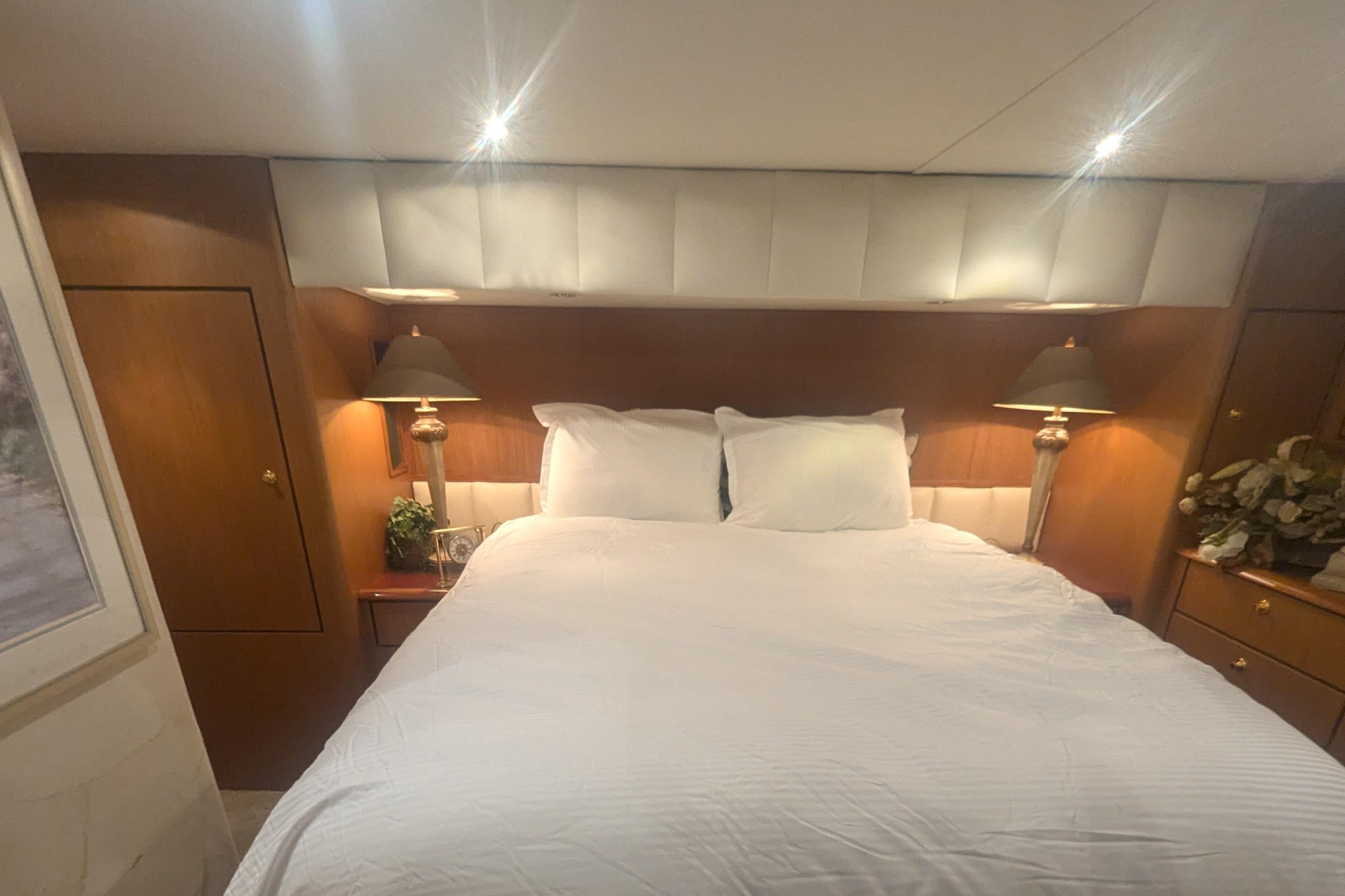 2002-ocean-yachts-56-super-sport-power-9677515-20250811082954577-1
