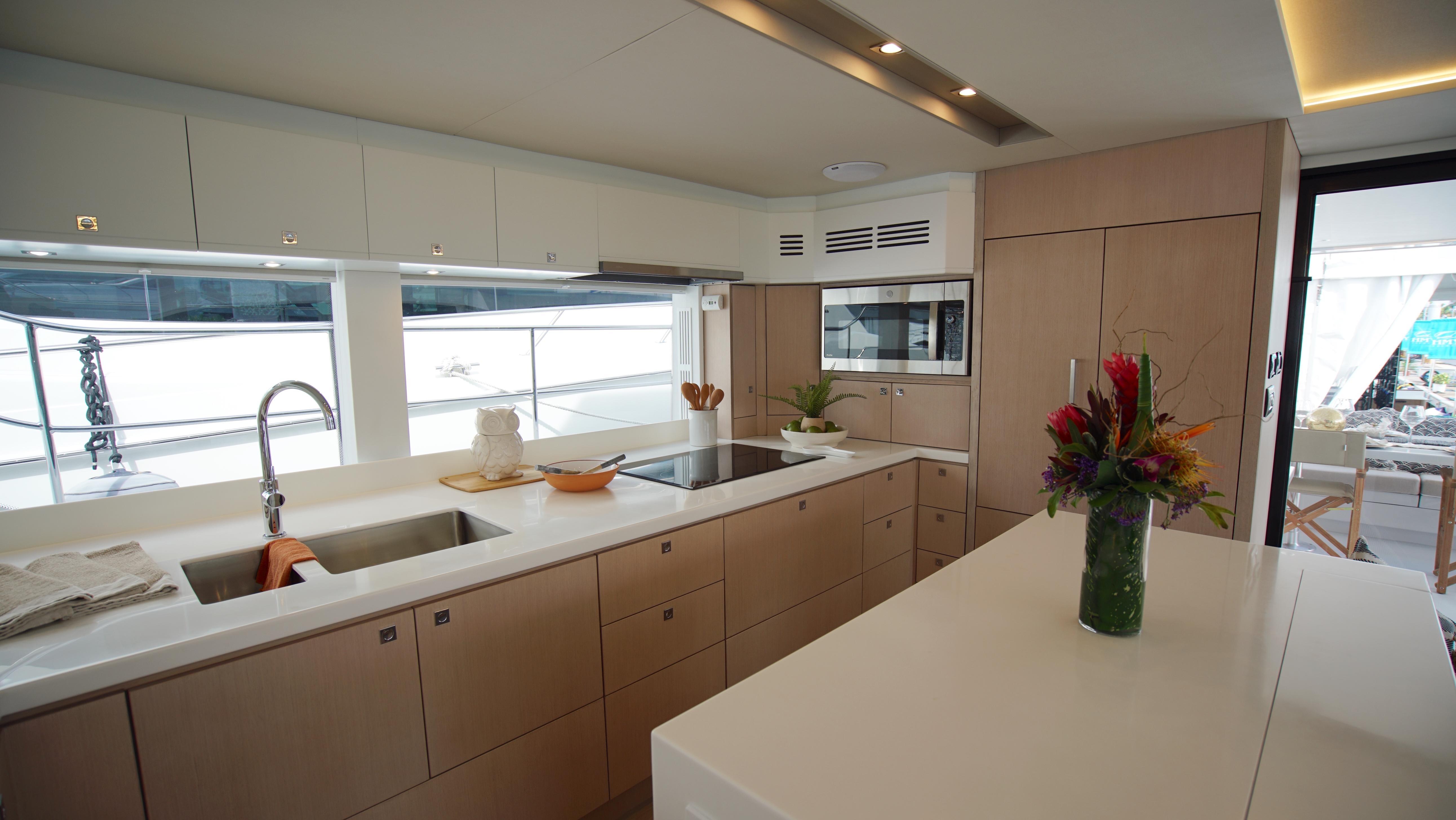 Two Oceans 555 Galley