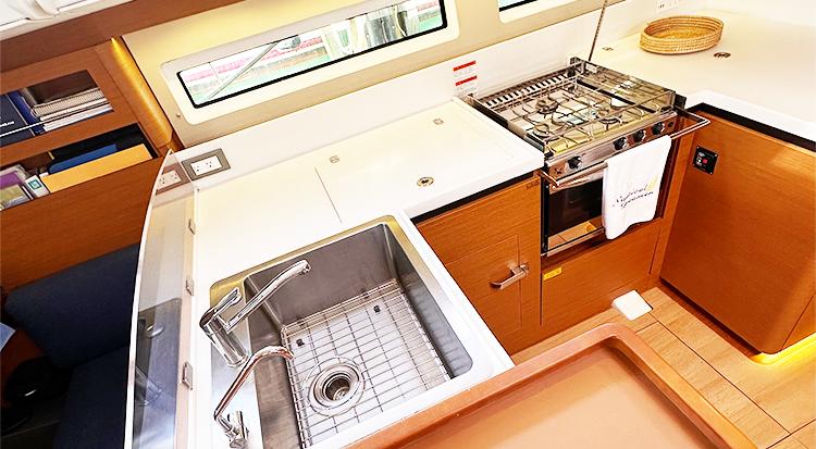 Jeanneau-Sun Odyssey 490 2019-NAUTICAL DREAMER FL-US-9687526 | Thumbnail