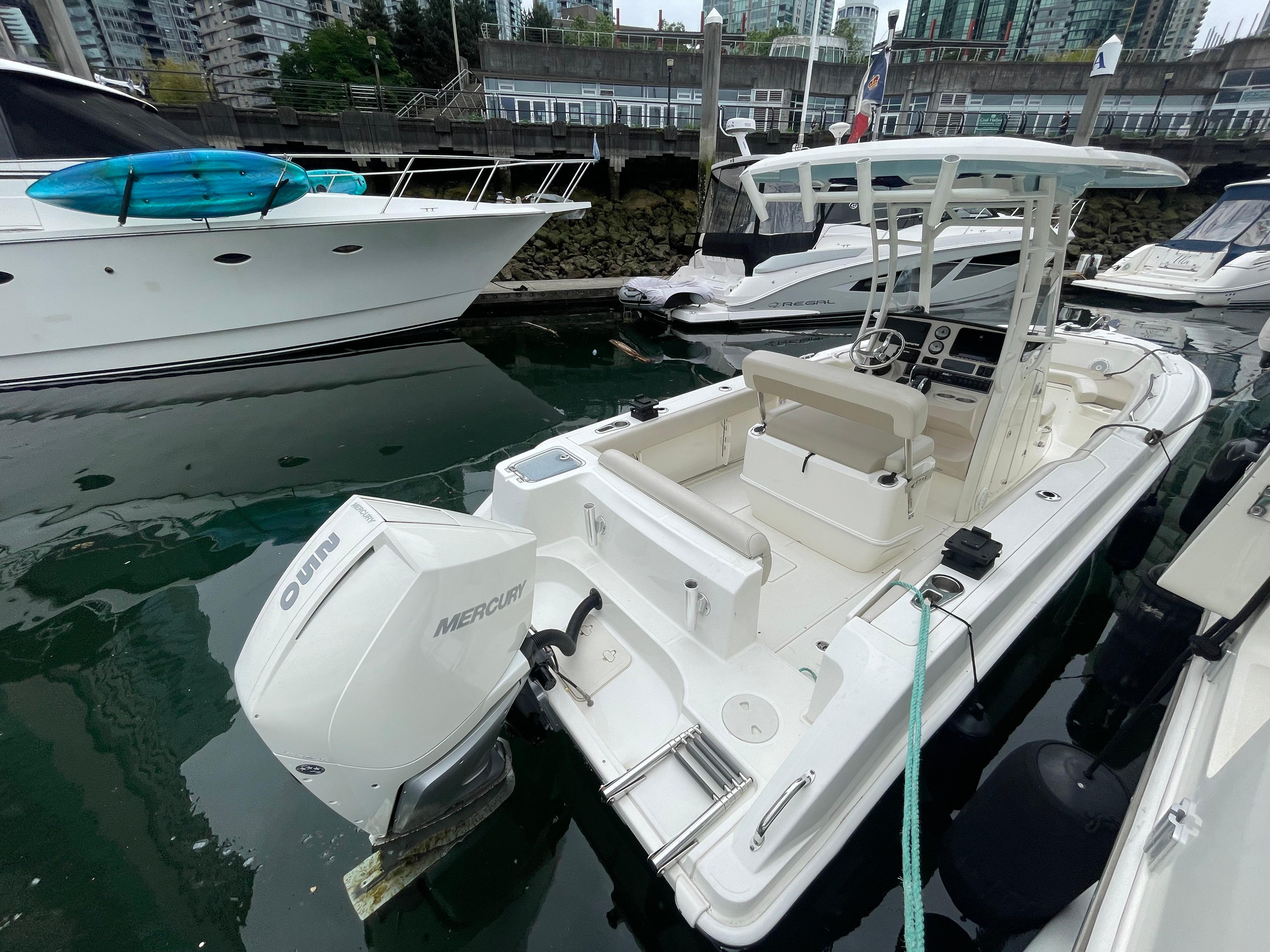 2021-boston-whaler-230-outrage-power-9857532-20250630162046135-1