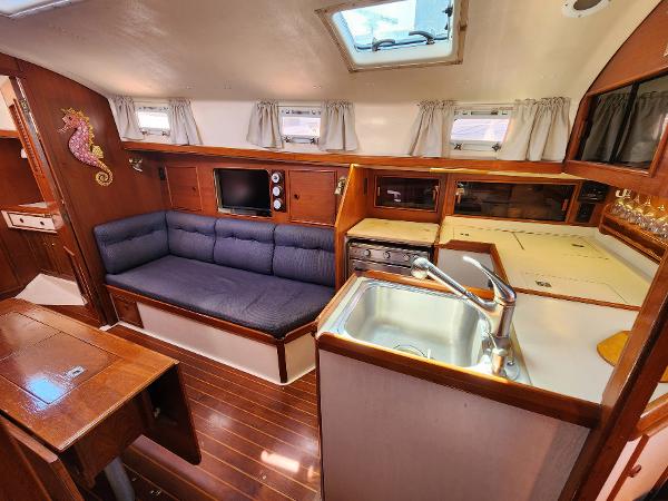 36' Nonsuch, Listing Number 100915633, - Photo No. 8