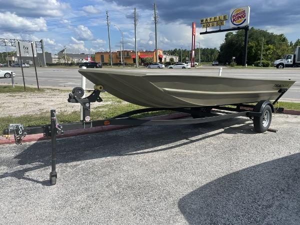 2022 Tracker Boats boat for sale, model of the boat is GRIZZLY 1754 & Image # 1 of 4