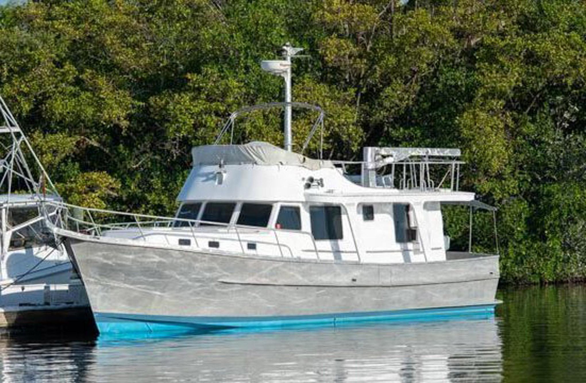 Songline Yacht Photos Pics 