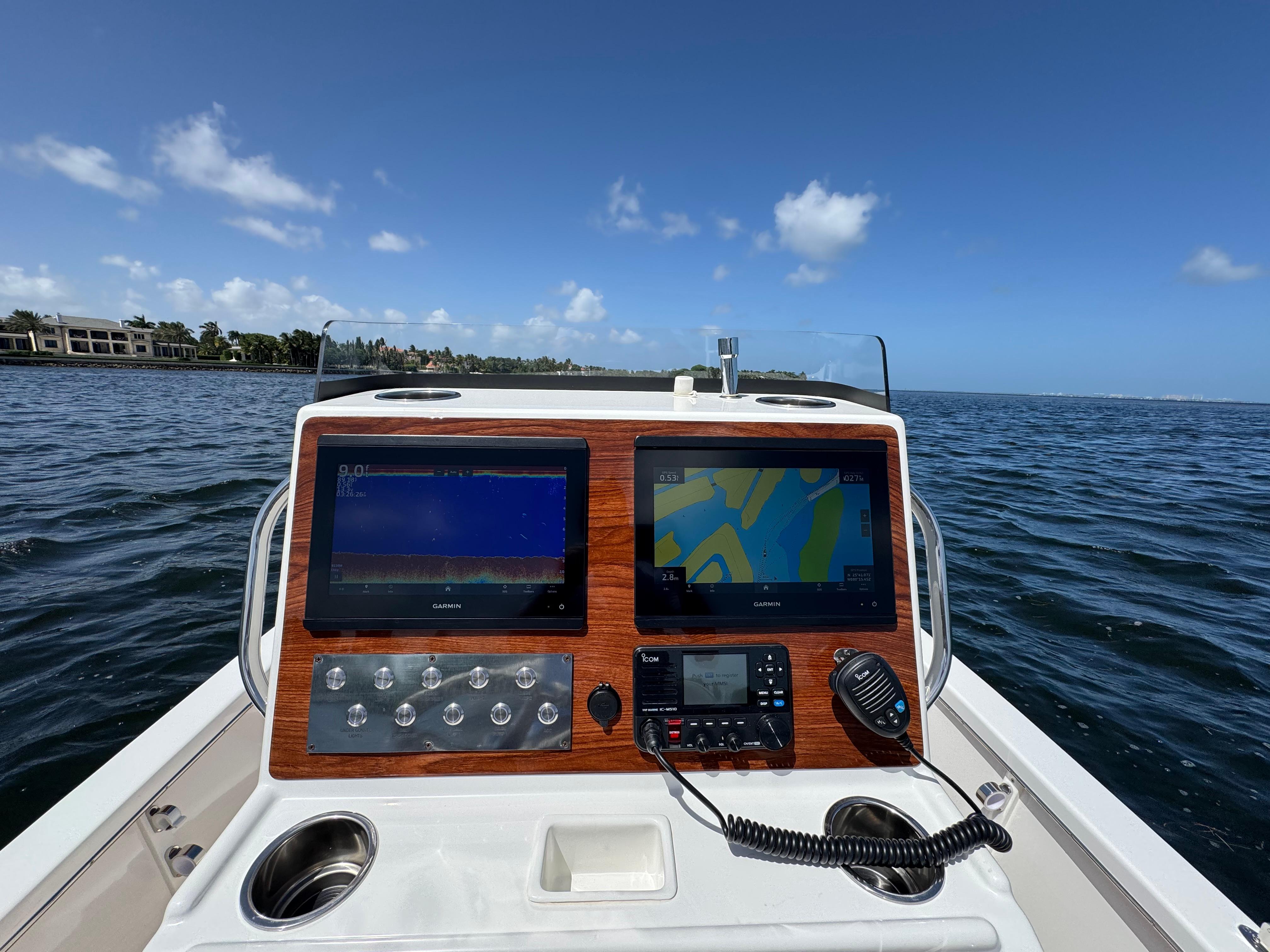 Boat image 12