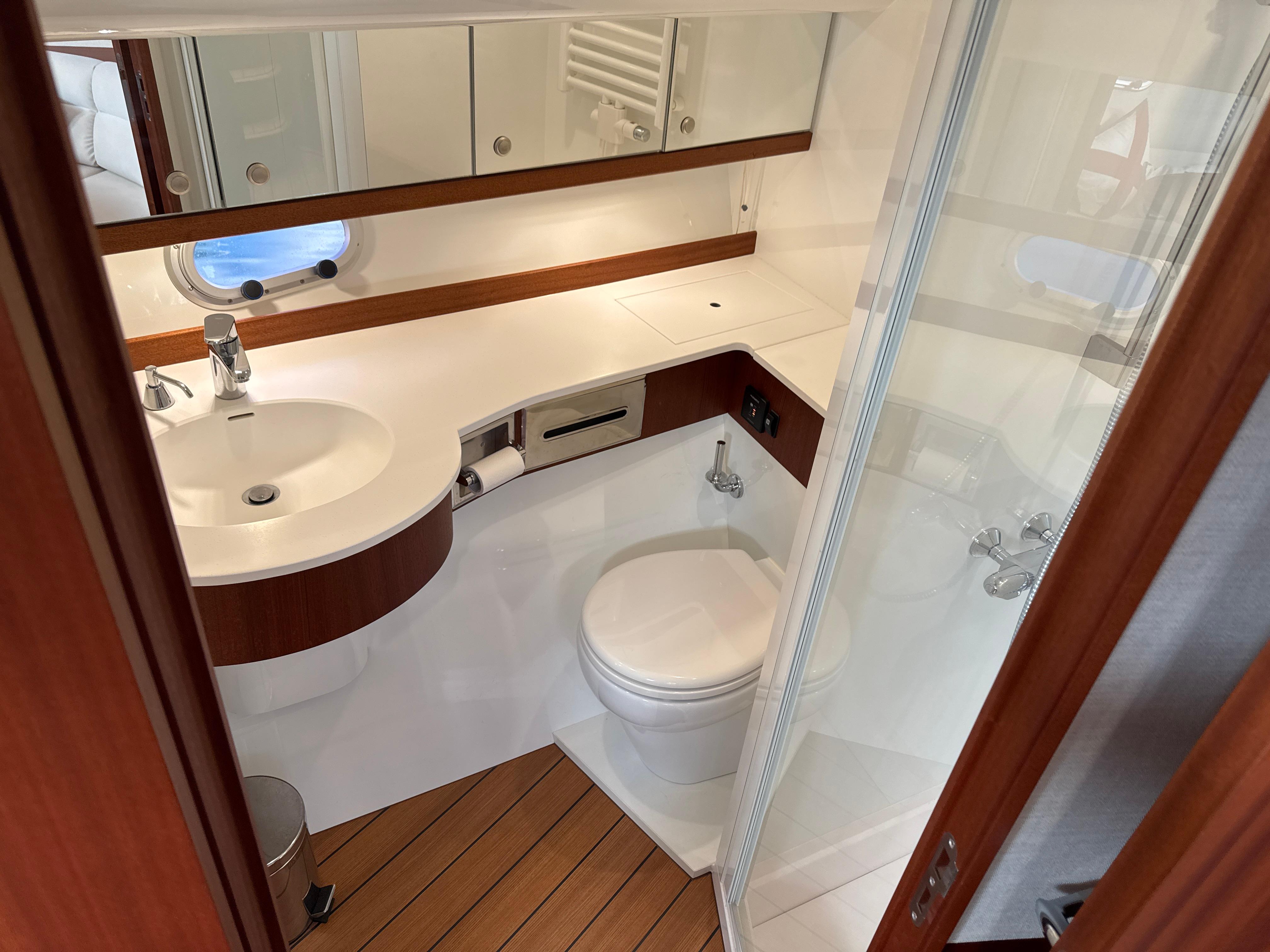 Elling-E4 2020 -NL-9677556 | Thumbnail