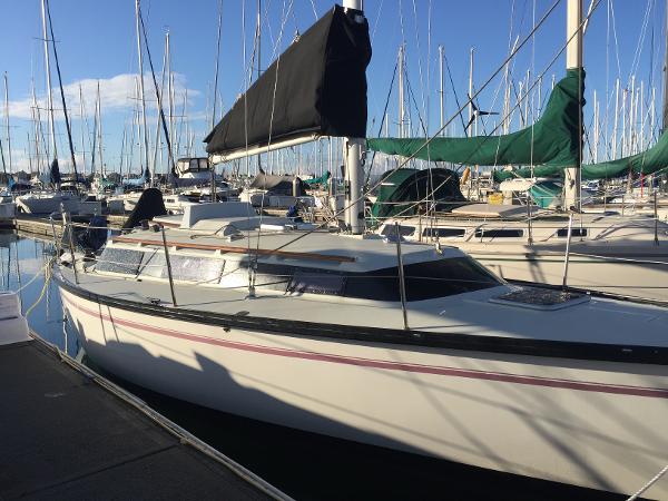 1984 Dufour 3800