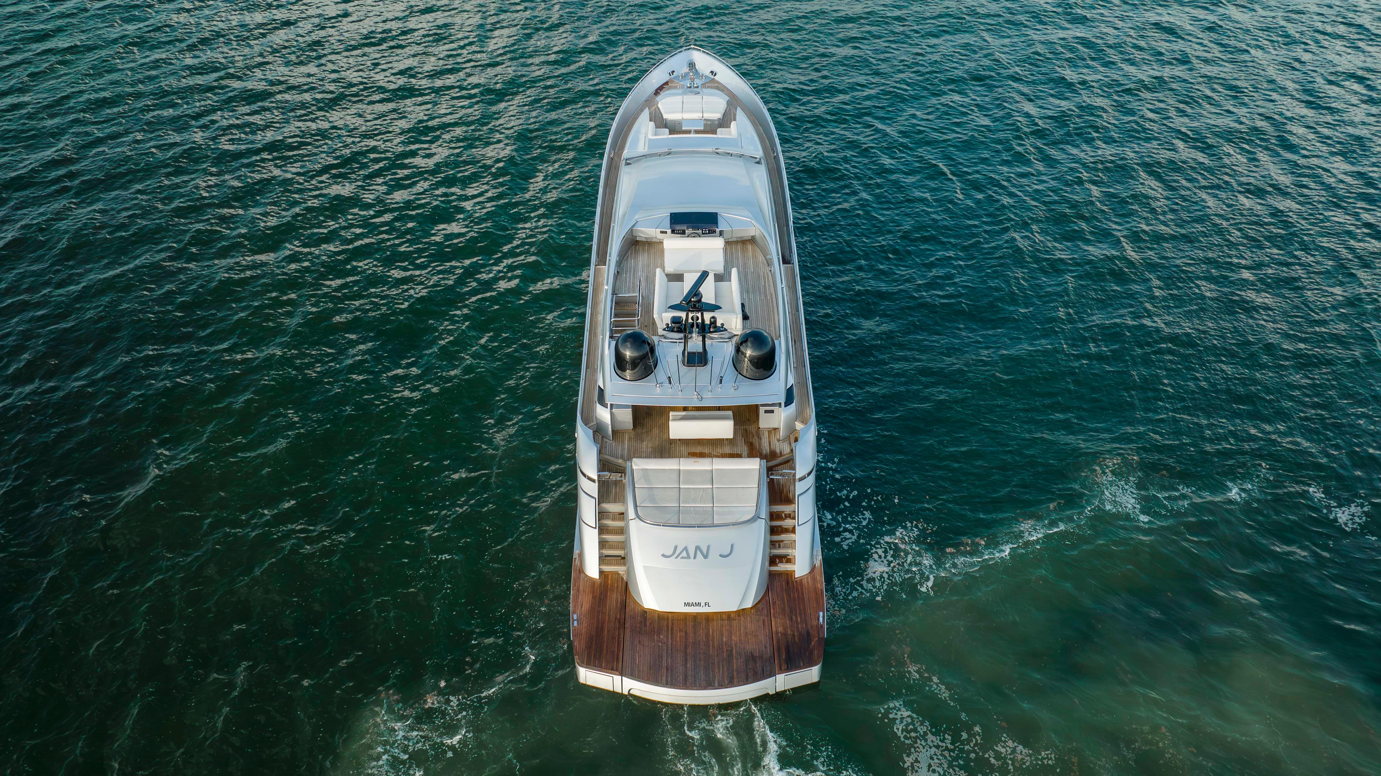 2012 Pershing 92