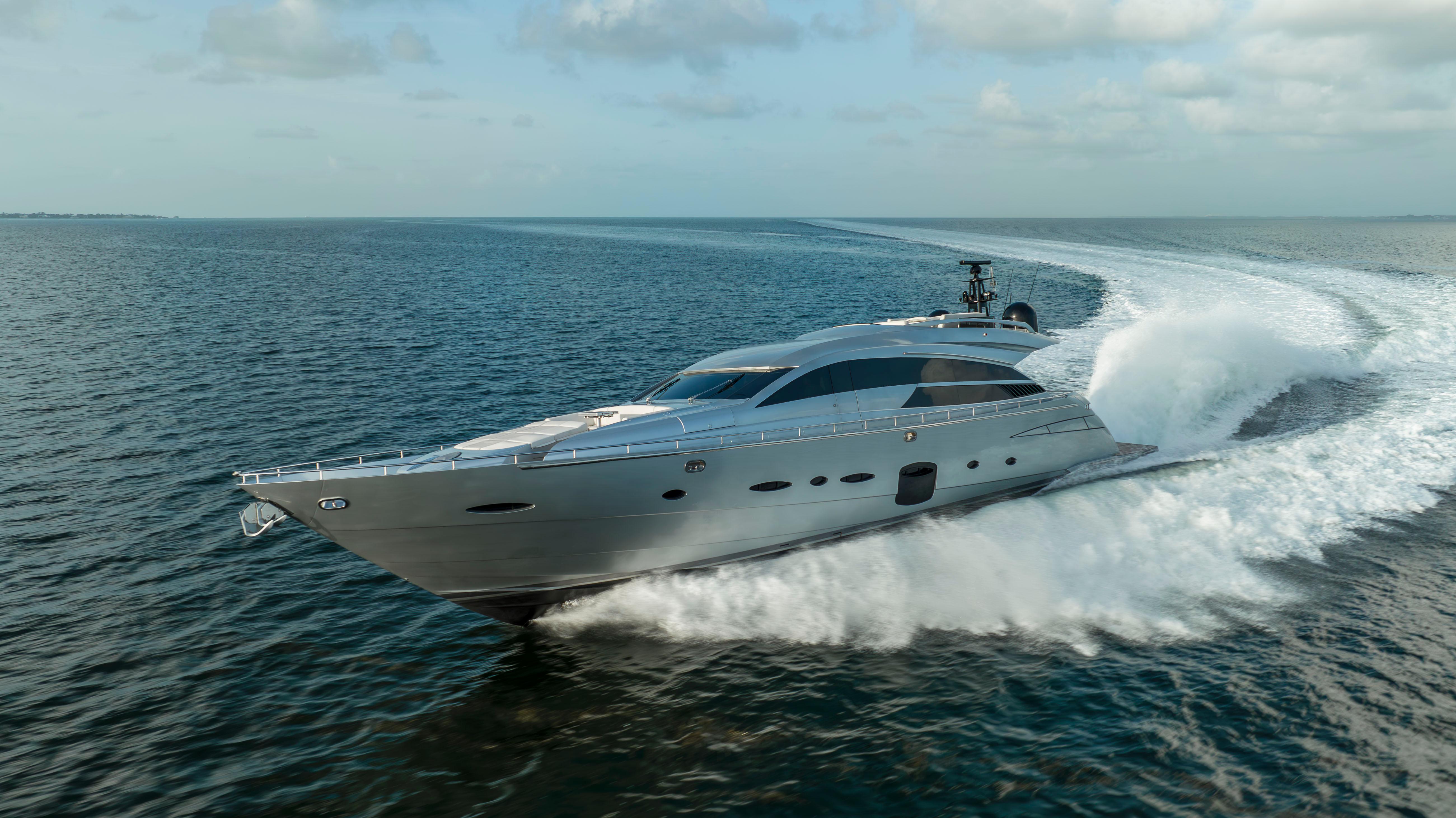 2012 Pershing 92