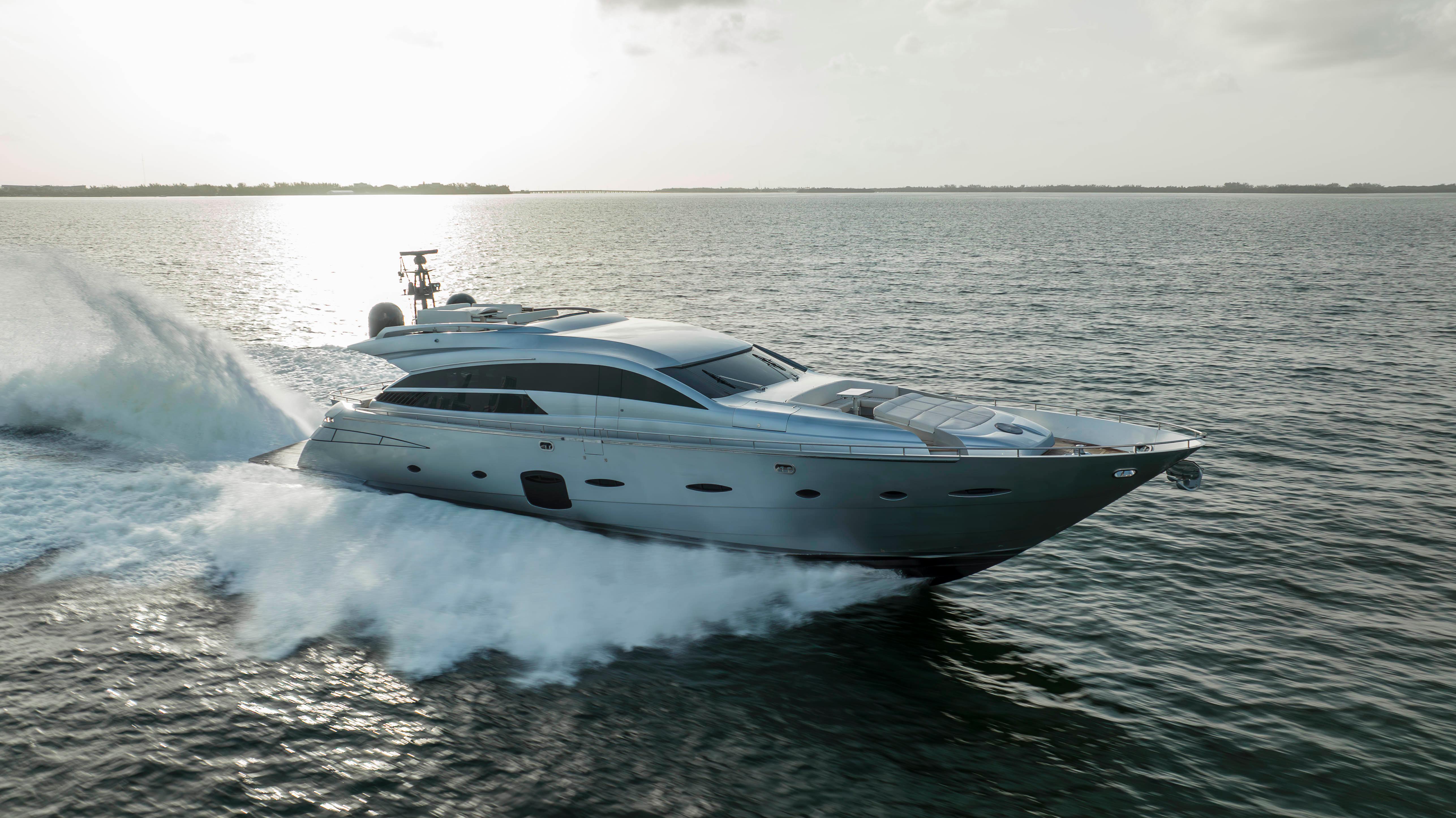 2012 Pershing 92