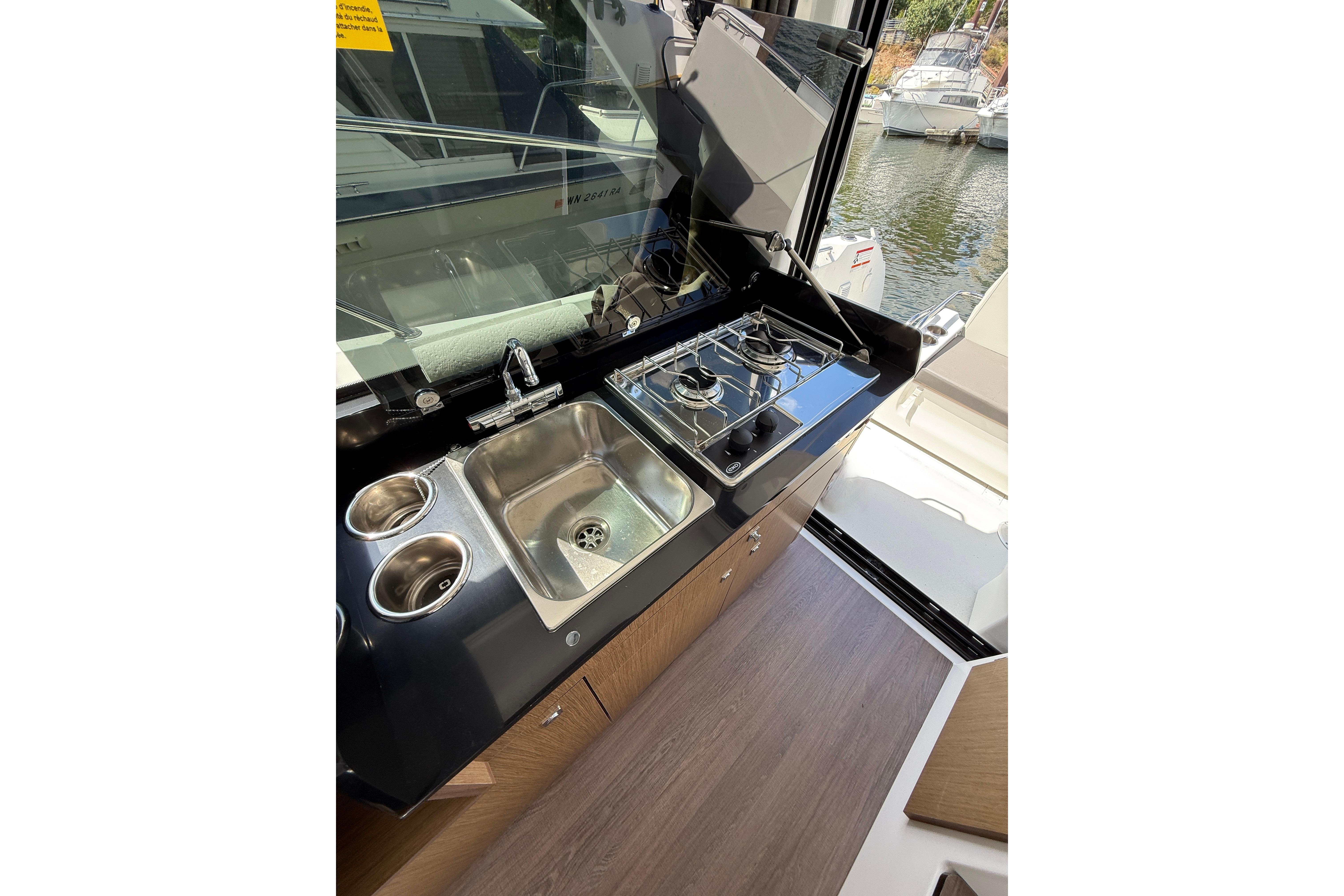 Yacht Photos Pics