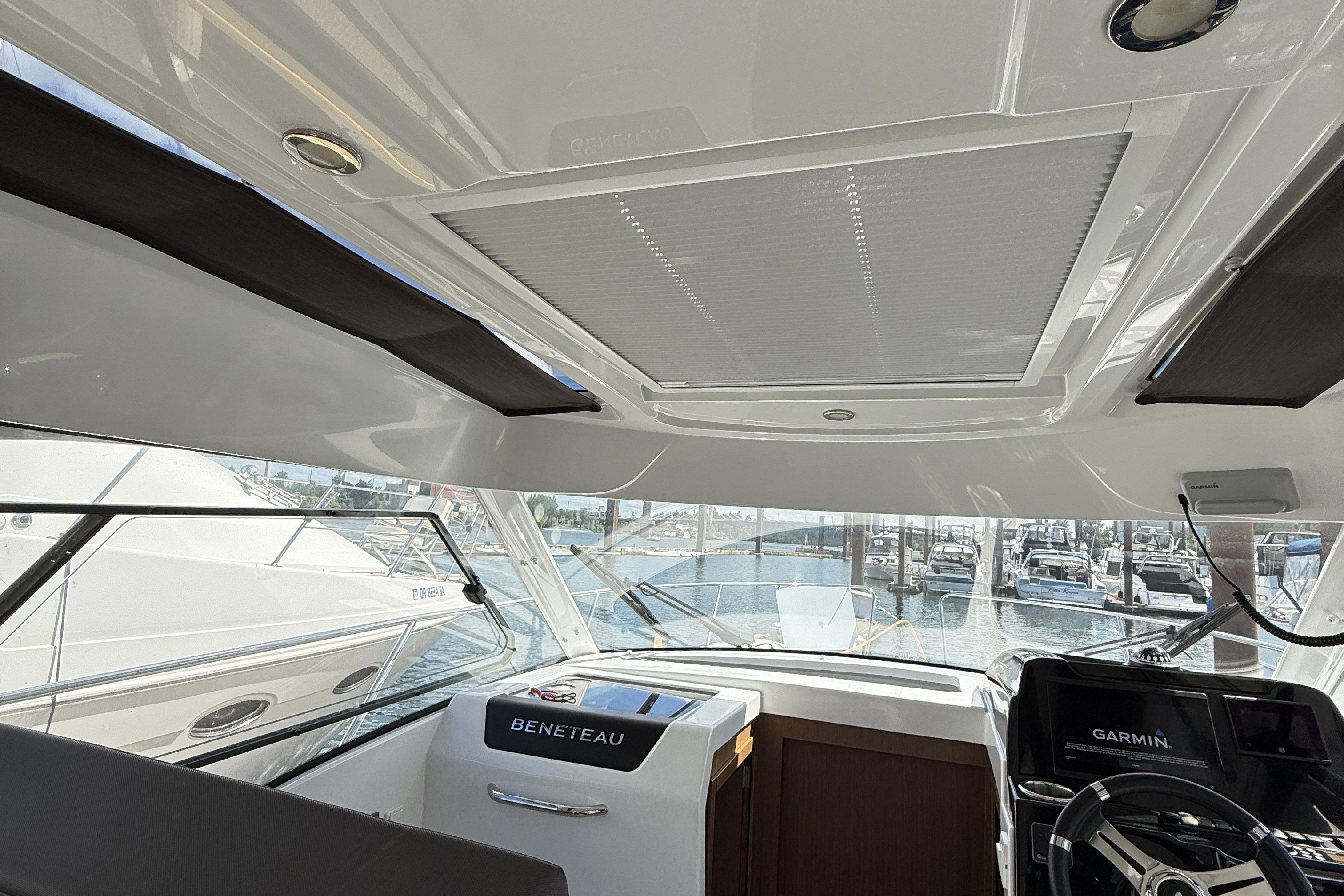 Yacht Photos Pics