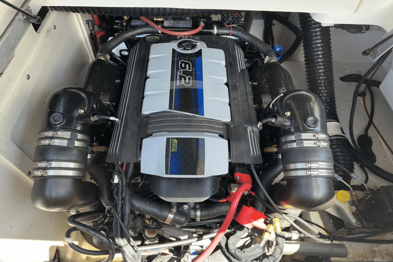 2020-sea-ray-270-sdx-power-9787565-978151601-0-120520251456-0