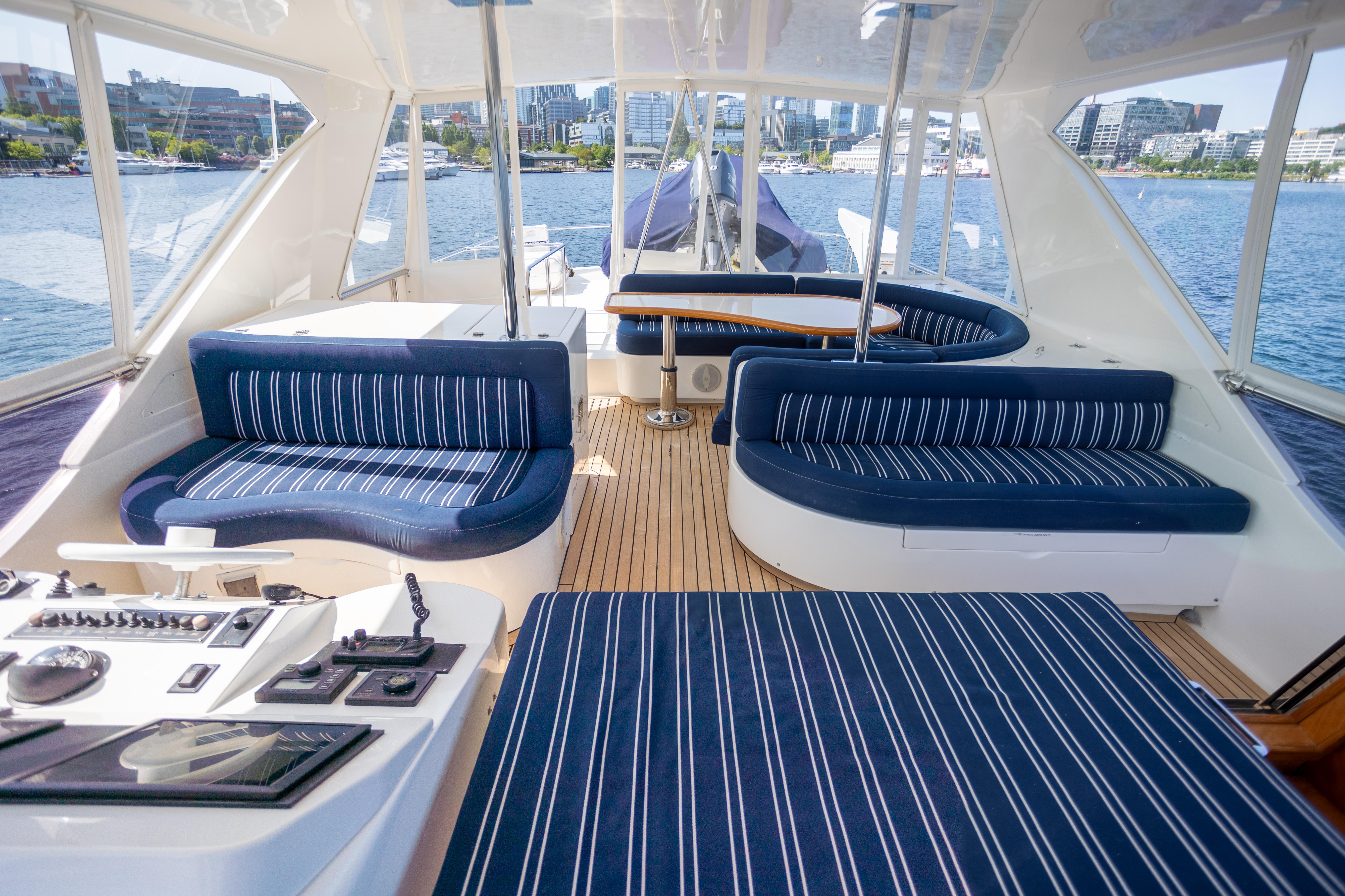 2001 Vitech 72 #TBTW72108LLC inventory image at Sun Country Yachts, South Lake Union (Seattle) 2001 Vitech 72 #TBTW72108LLC inventory image at Sun Country Yachts, South Lake Union (Seattle)