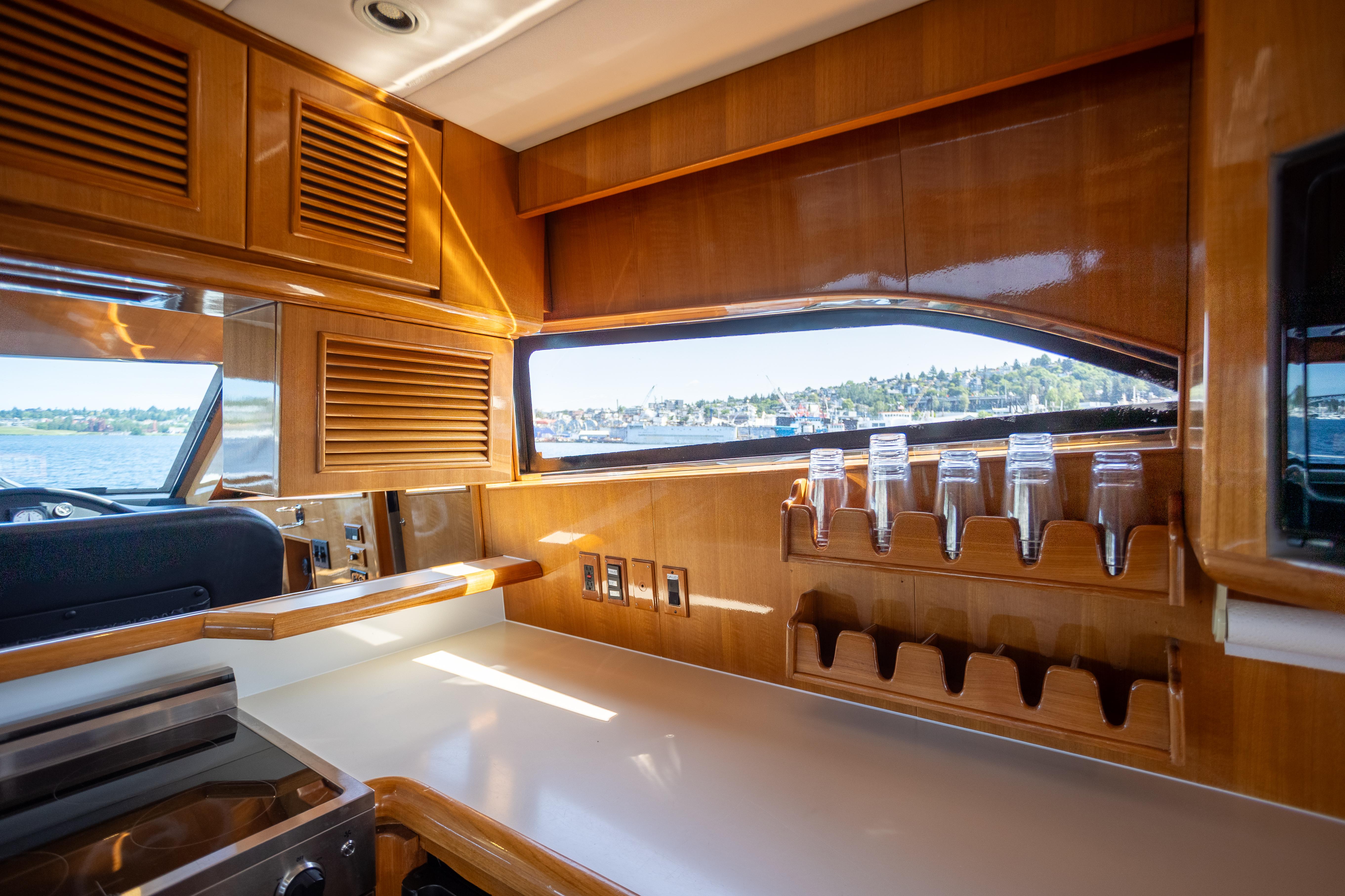 2001 Vitech 72 #TBTW72108LLC inventory image at Sun Country Yachts, South Lake Union (Seattle) 2001 Vitech 72 #TBTW72108LLC inventory image at Sun Country Yachts, South Lake Union (Seattle)