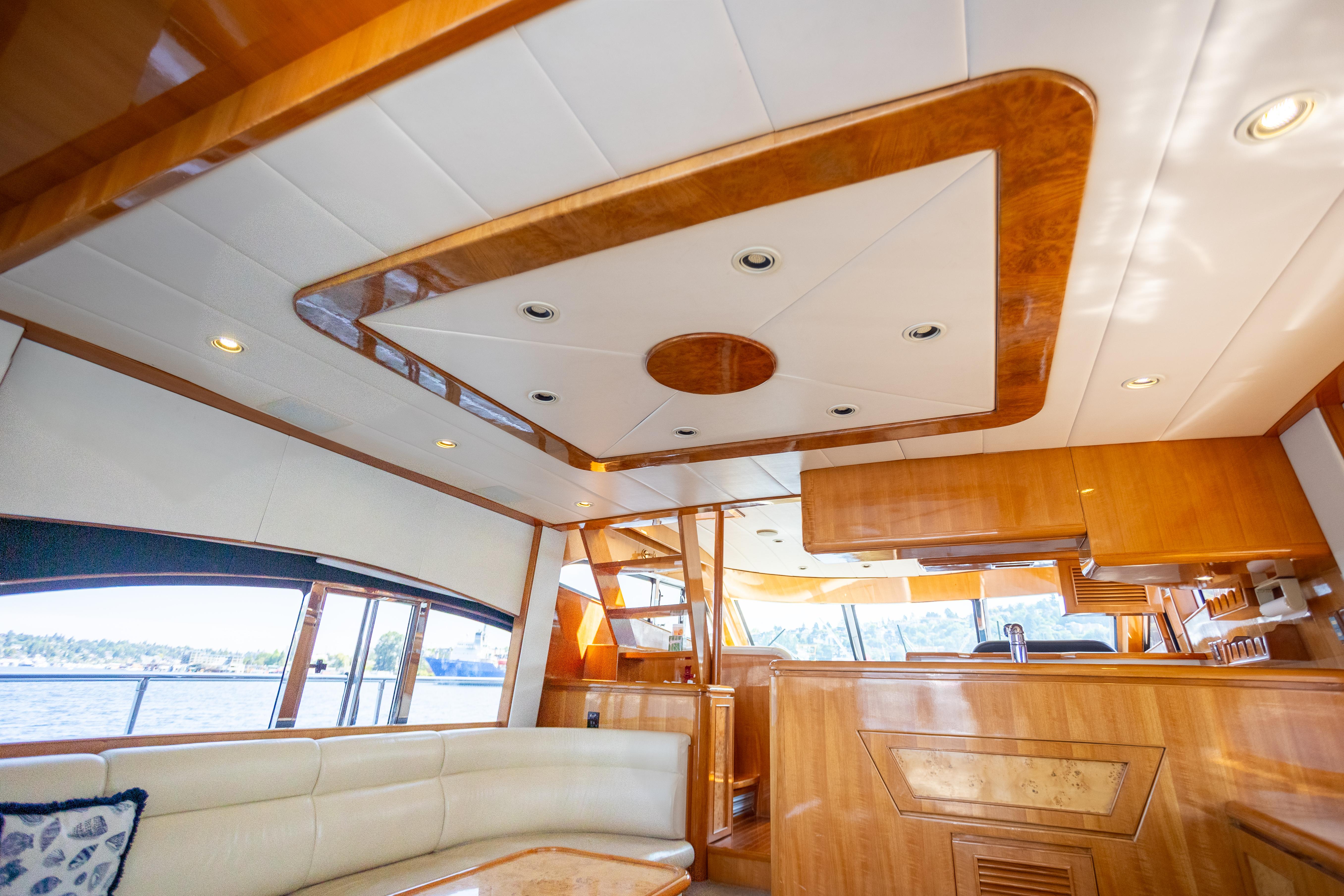2001 Vitech 72 #TBTW72108LLC inventory image at Sun Country Yachts, South Lake Union (Seattle) 2001 Vitech 72 #TBTW72108LLC inventory image at Sun Country Yachts, South Lake Union (Seattle)