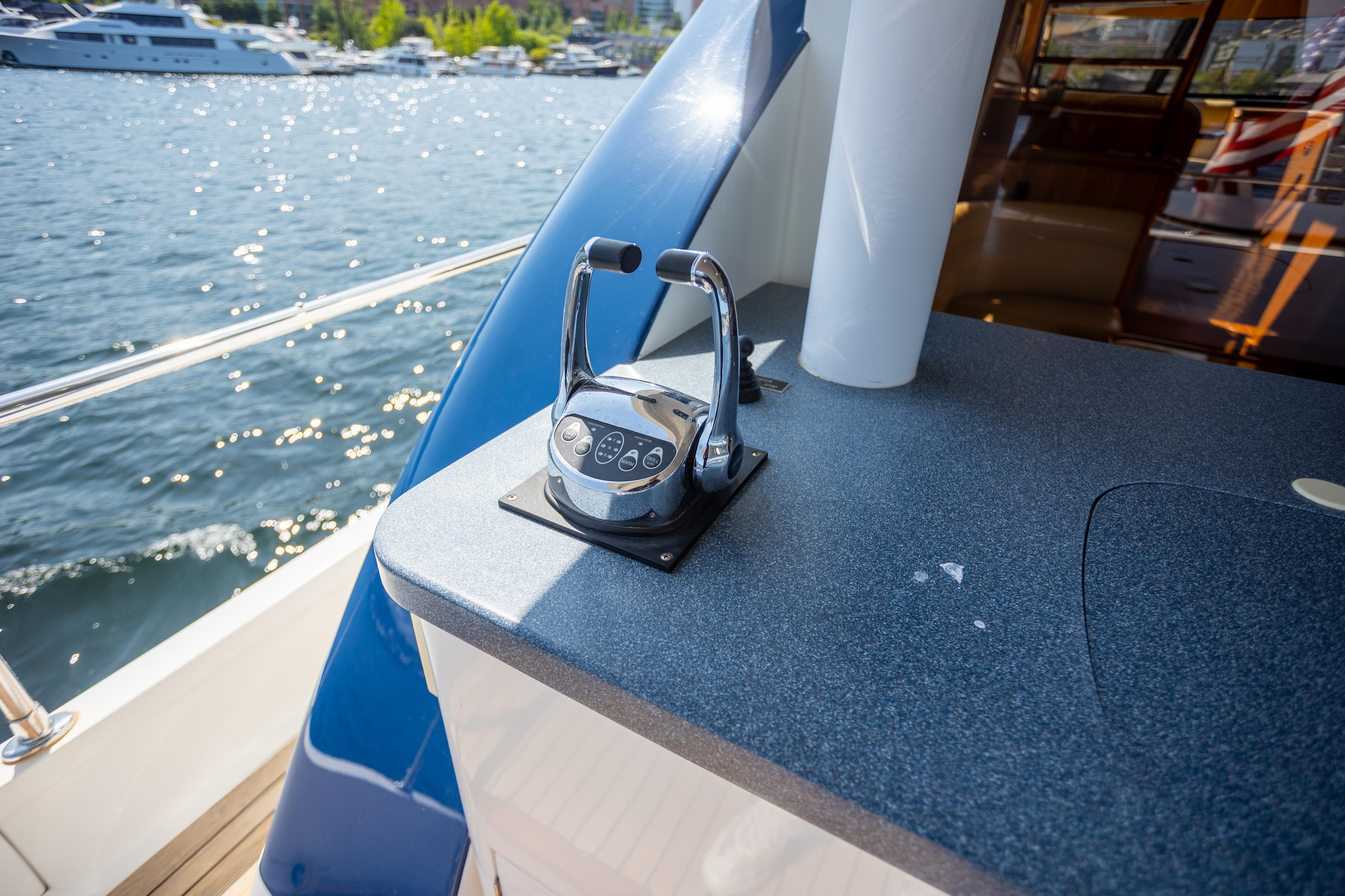 2001 Vitech 72 #TBTW72108LLC inventory image at Sun Country Yachts, South Lake Union (Seattle) 2001 Vitech 72 #TBTW72108LLC inventory image at Sun Country Yachts, South Lake Union (Seattle)